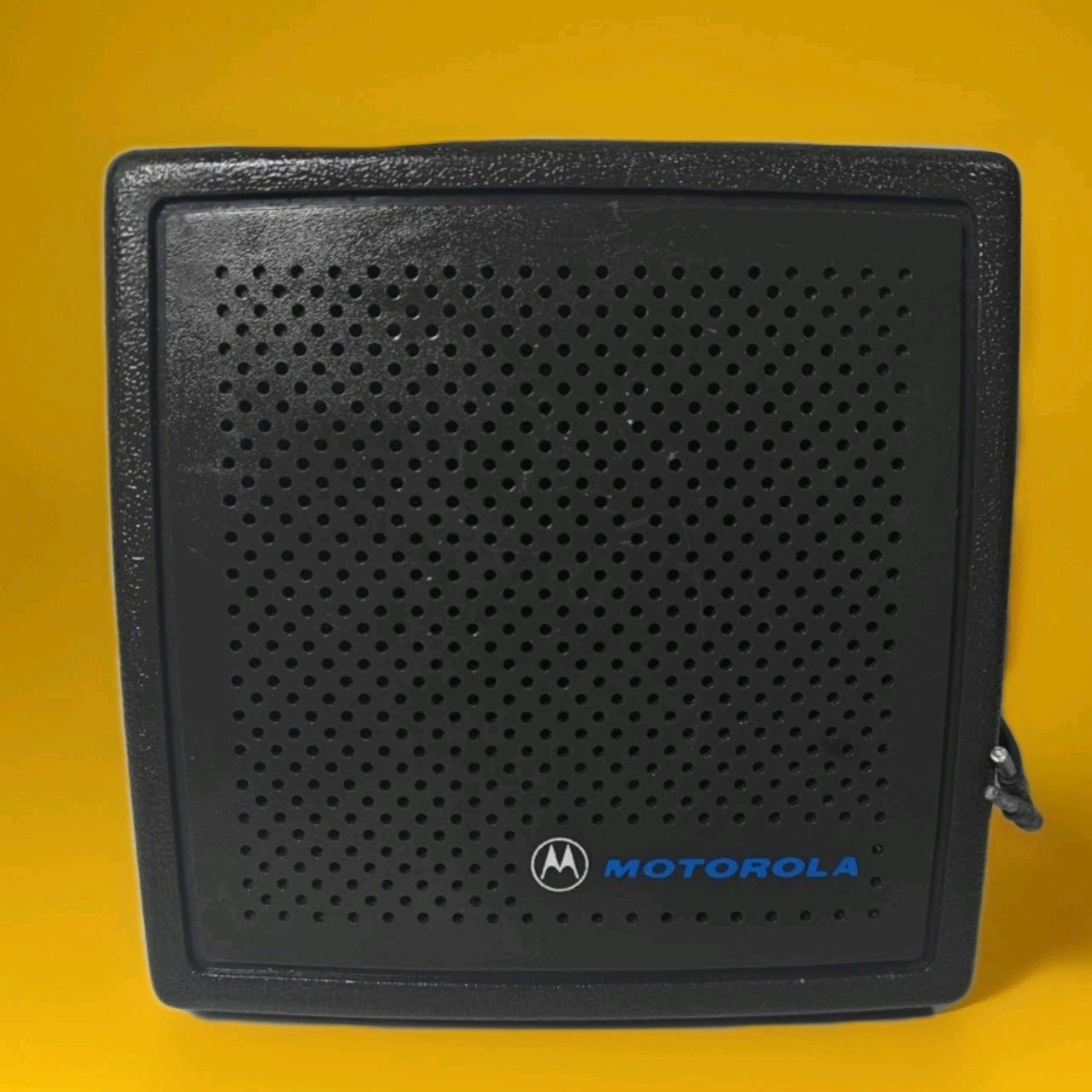Motorola HSN4000A External Mobile Radio Speaker w/ Mount