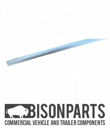 "FITS VOLVO FH (09/2012 ONWARDS) PAINTED SILVER FRONT PANEL UPPER LOGO TRIM