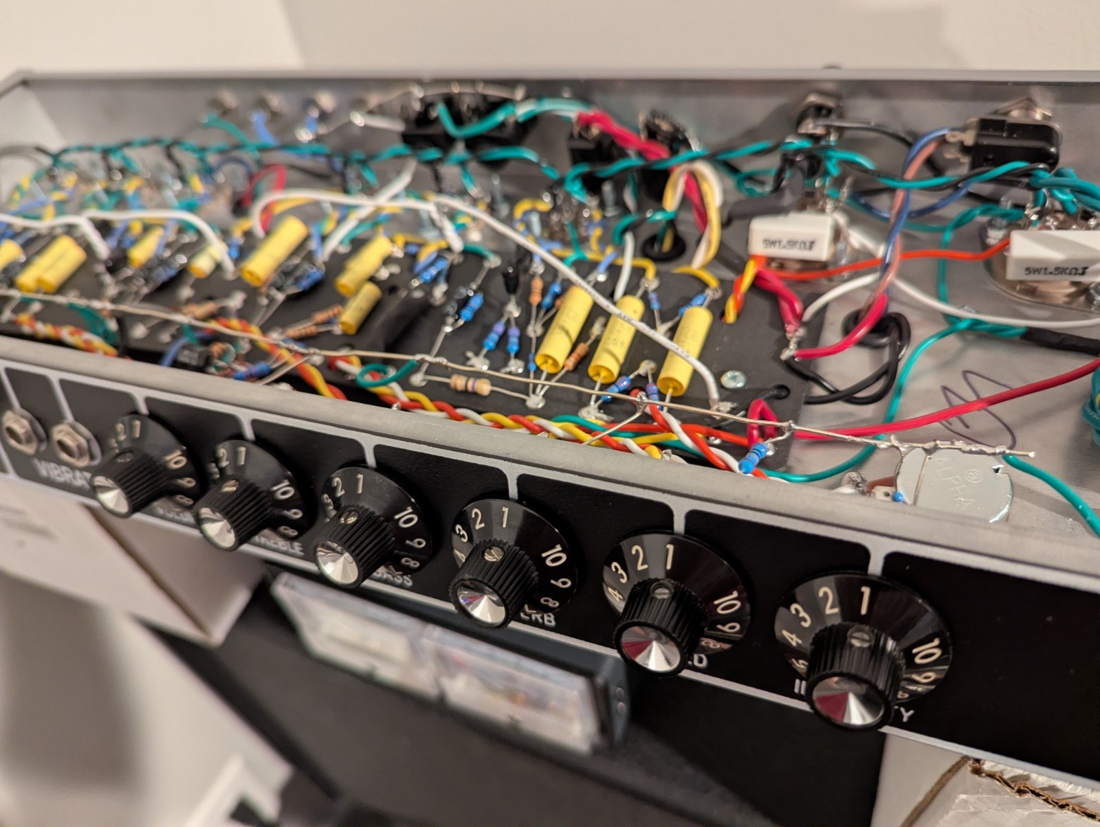 Deluxe Reverb clone chassis-only