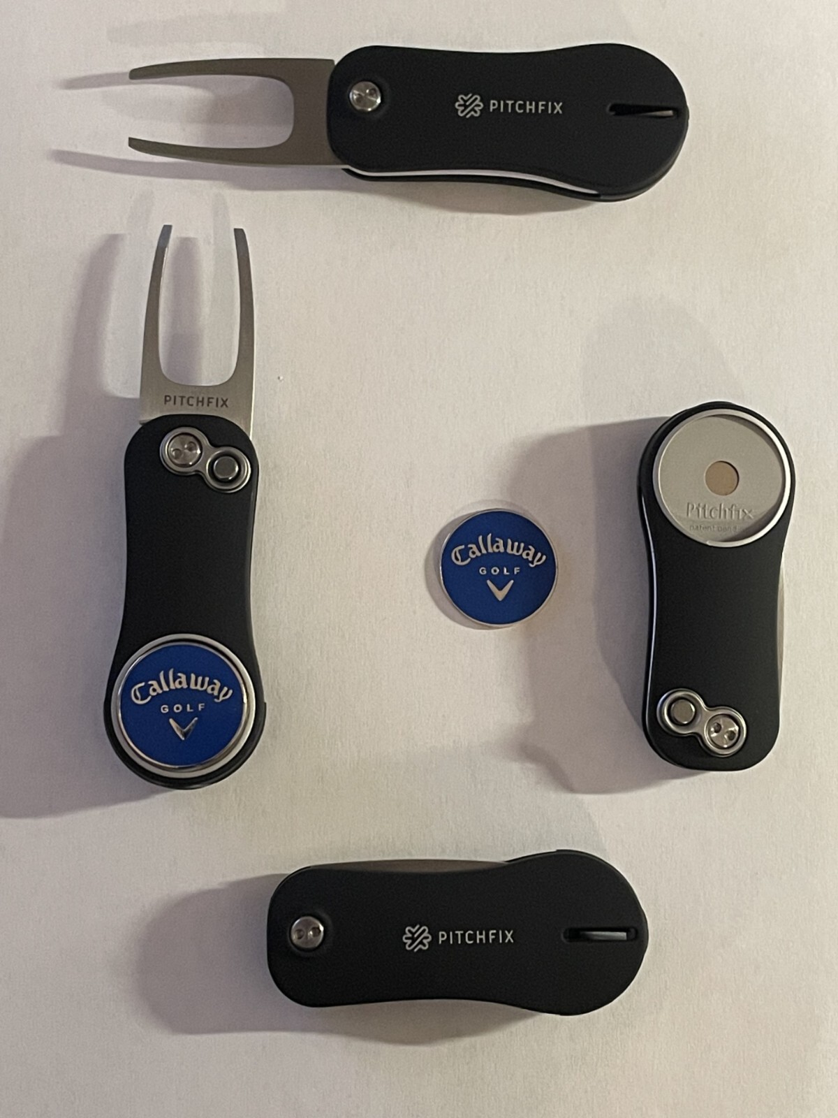 (1) Pitchfix Golf Switchblade Divot Tool Hybrid 2.0 & Callaway 1" Golf Marker
