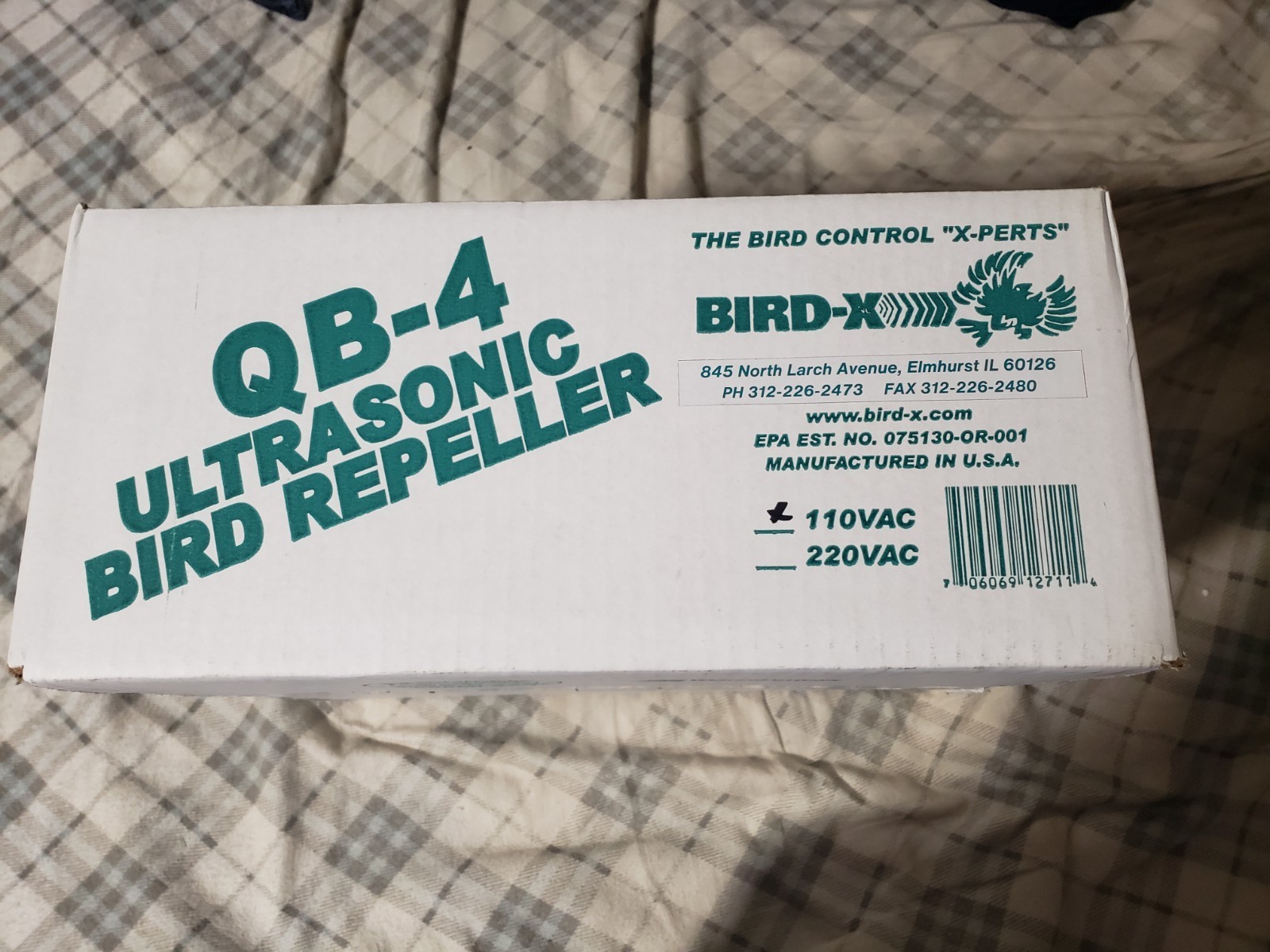 QUADBLASTER QB-4 INDOOR ULTRASONIC BIRD-X REPELLER - 110V, Includes Strobe Light