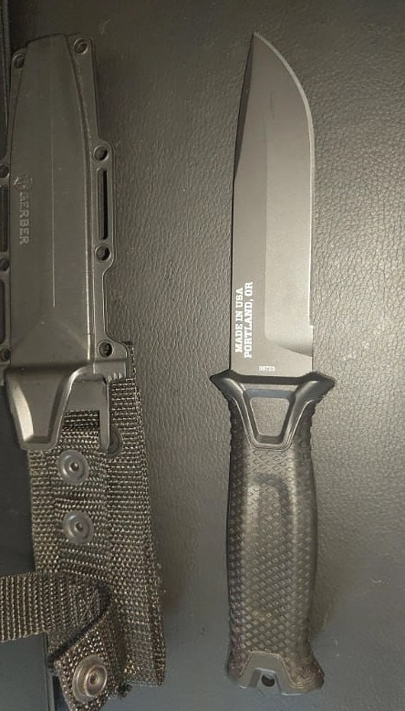 Gerber StrongArm Fixed Blade Knife - Black Plain Edge Tactical Sheath New