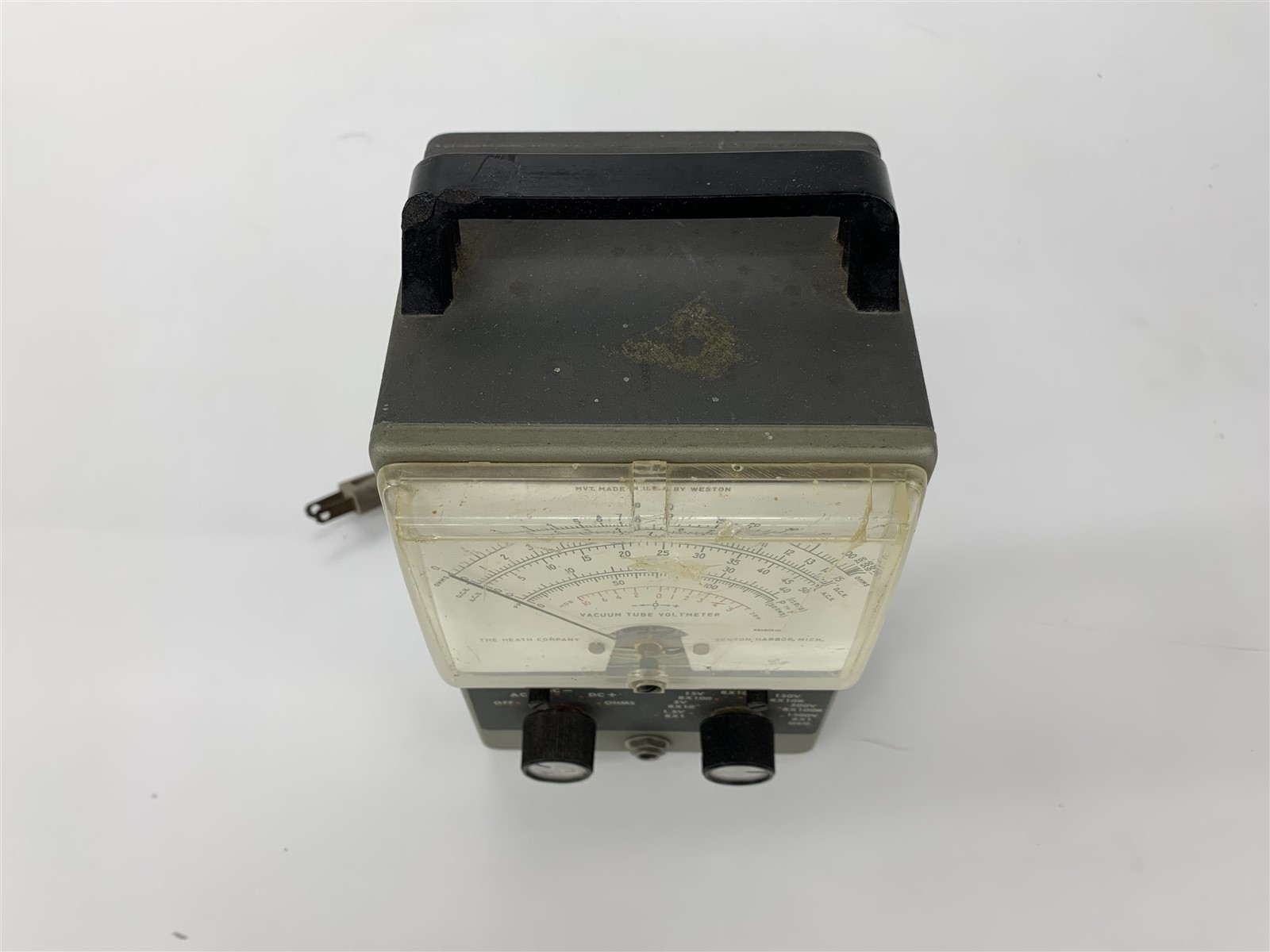 Heathkit VTVM IM-11 Vacuum Tube Voltmeter