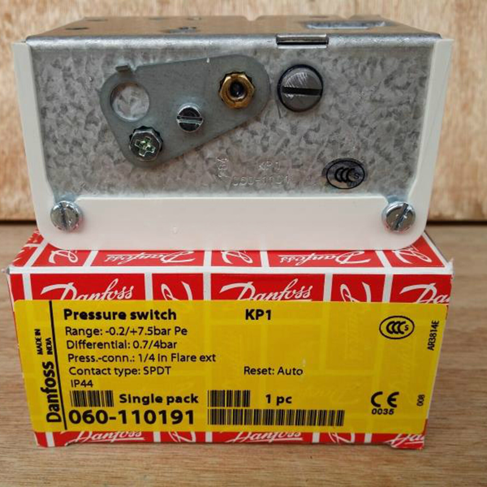 DANFOSS KP1 060-110191 Pressure Switch New