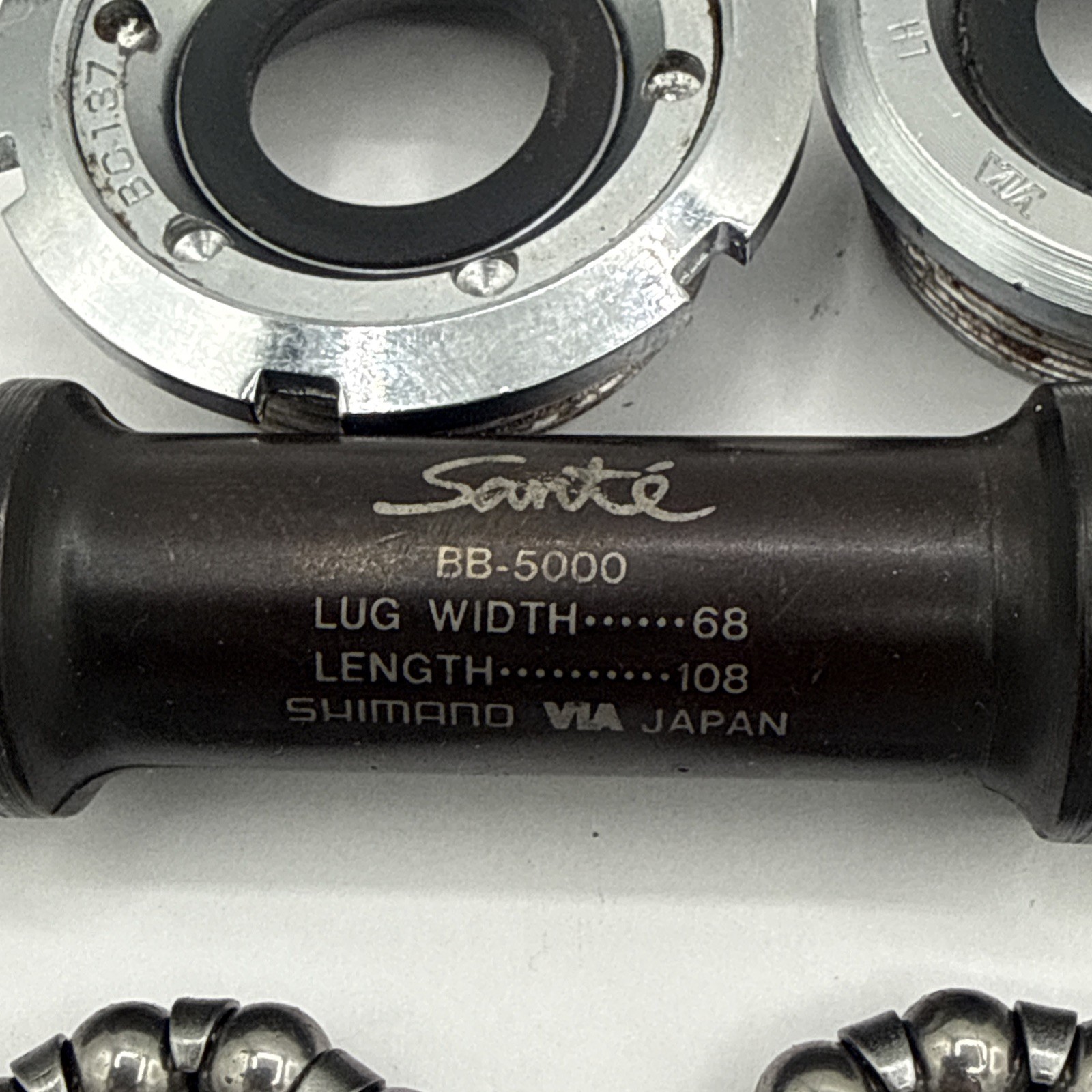 Bottom bracket spindle Bottom Bracket Shimano Santé 1900100 - BB-5000 68×108mm