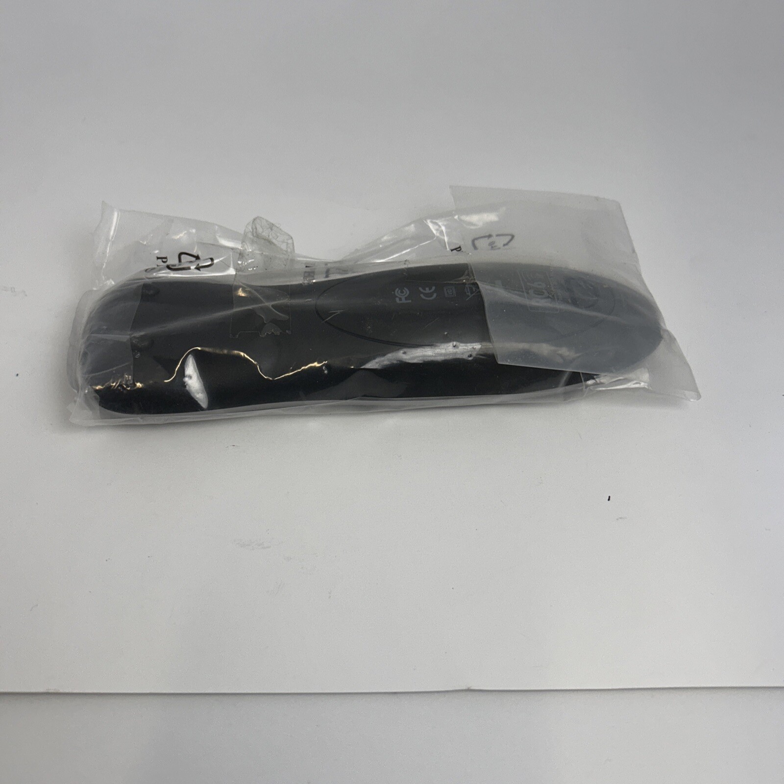 Microsoft RC6 IR Windows Media Remote Control (RC1534034/00)
