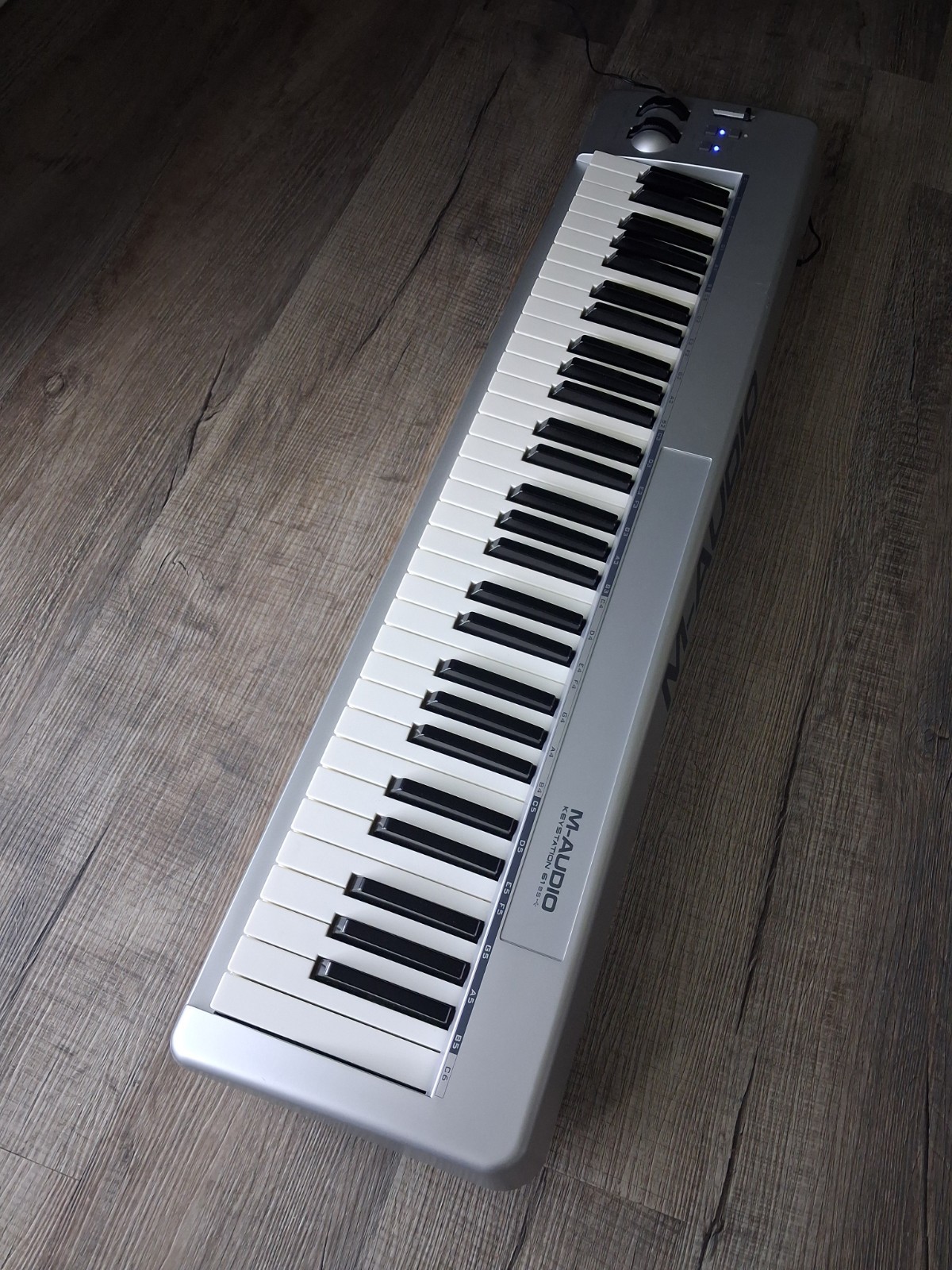 M-AUDIO Keystation 61ES MIDI Controller Keyboard