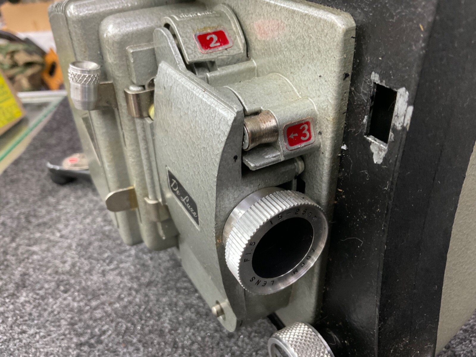 Royal De Luxe Fully Automatic 8mm Movie Projector Aurora 600A