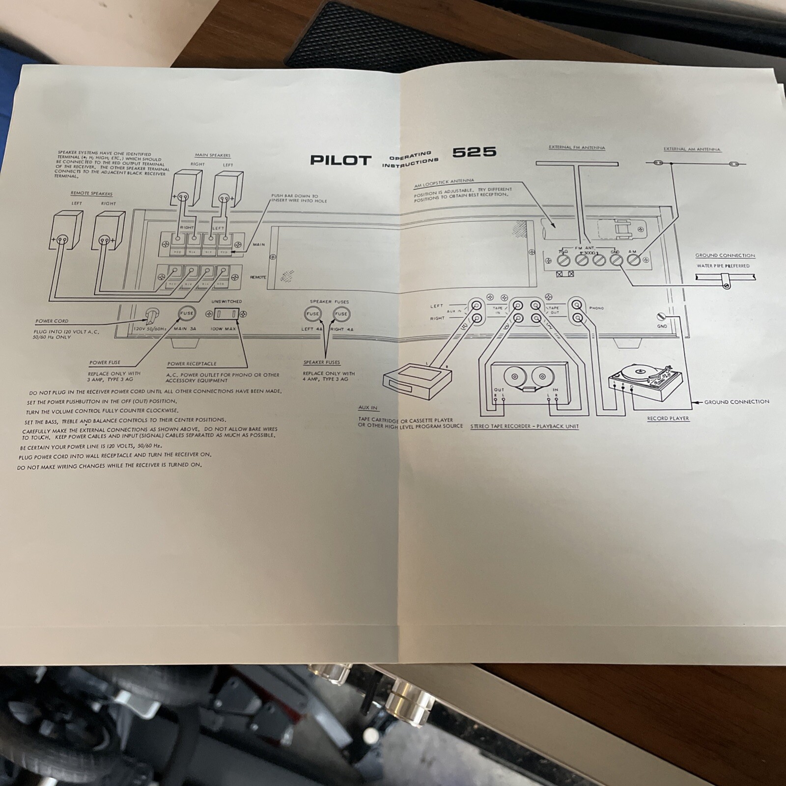 Pilot 525 Stereo Receiver With Manual
