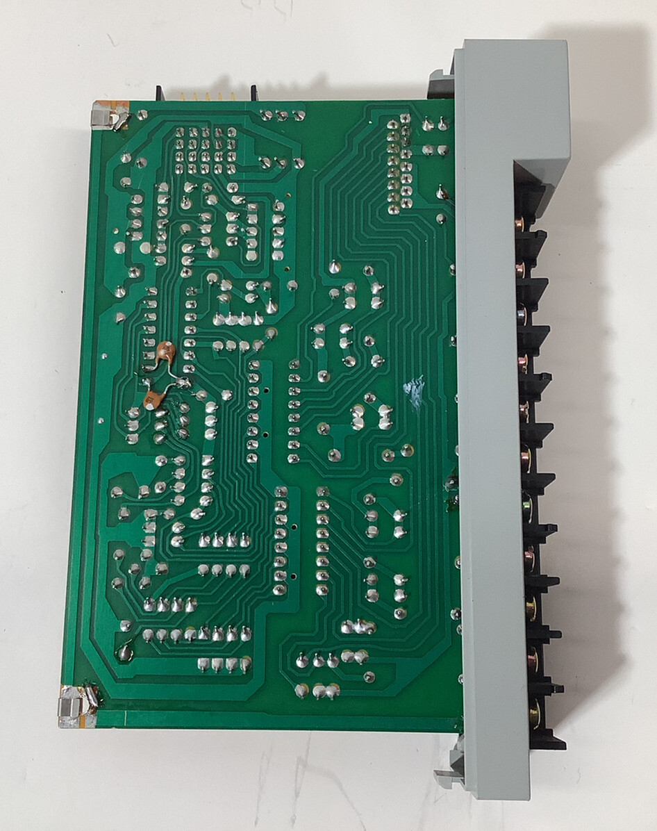 GOULD B133 Input Module 12/24VDC NEW!!