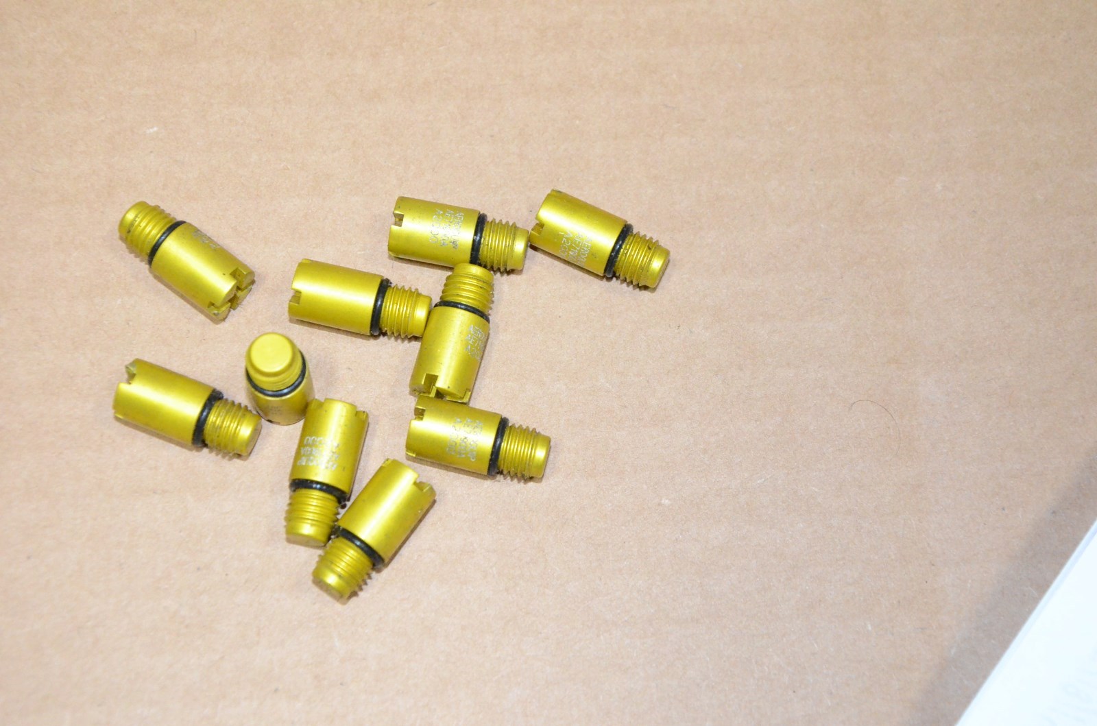 Aeroquip Eaton AE71900A Coupling Half Quick Disconnect J973 A2000 Lot of 2