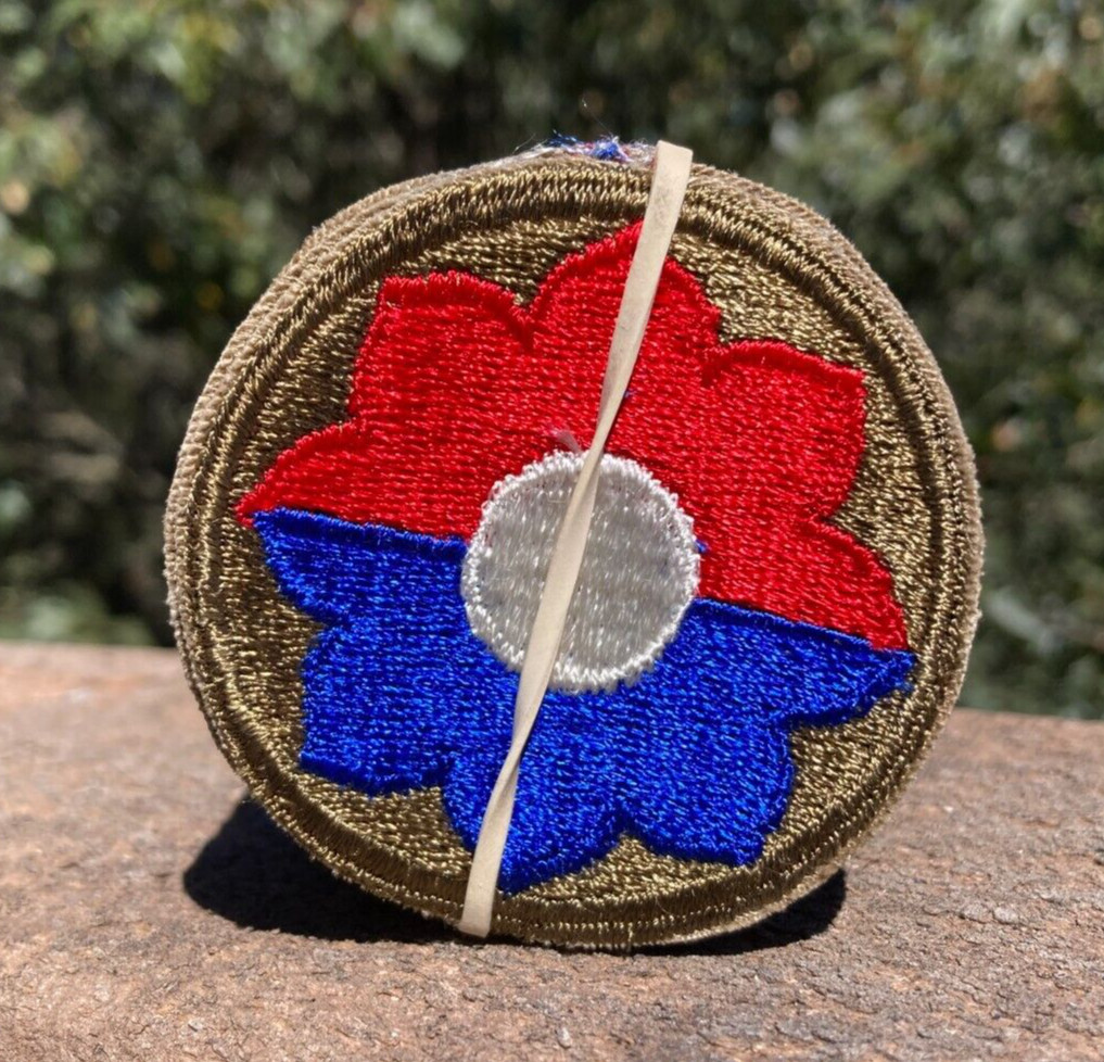 1 Bundle of 20 Patches 9th Infantry Division WW2 US Army Military Shoulder Insig