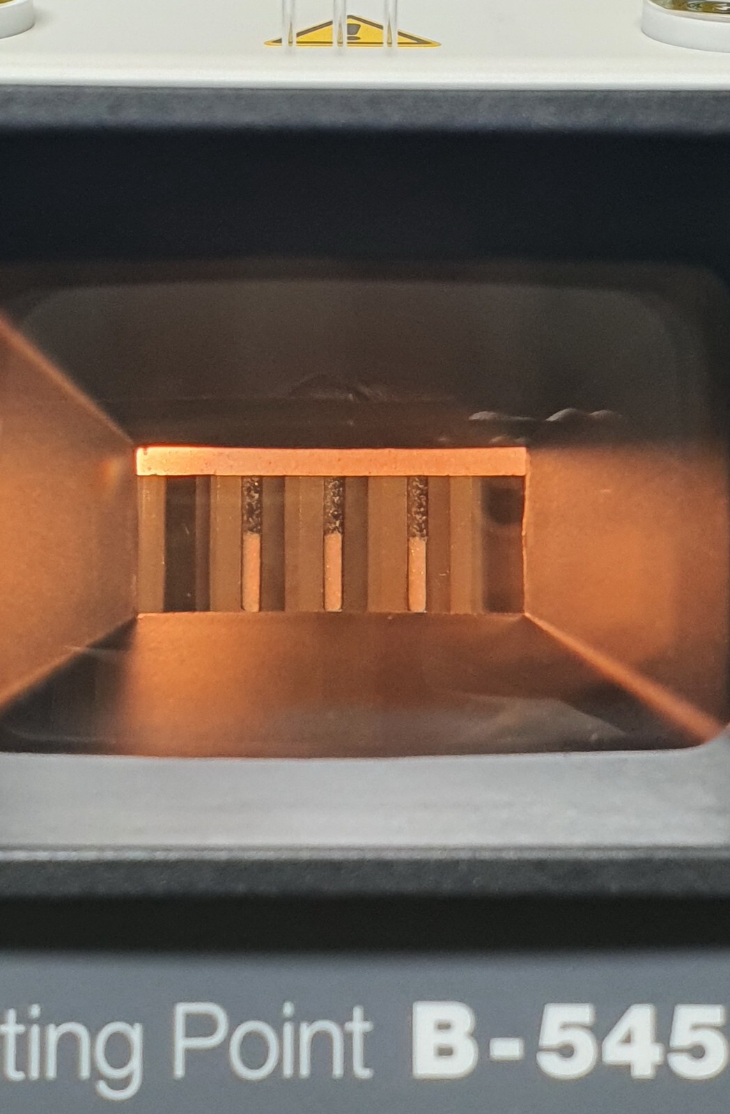 Buchi B-545 Melting point / Boiling point determination