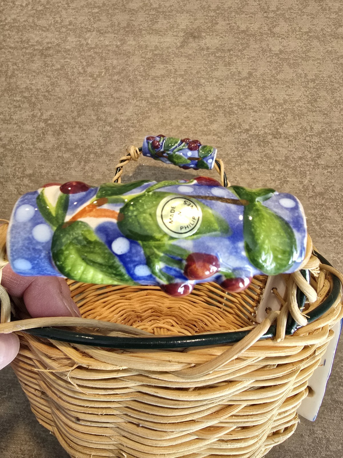 Woven Basket with Ceramic Handles and Painted Block with Cardinal *READ*