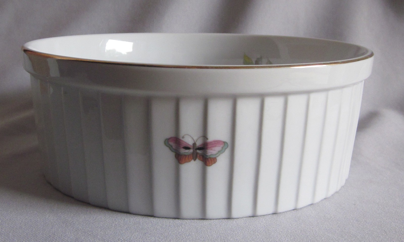 7 3/8" Souffle Dish Andrea by Sadek Fruit Pattern Gold Rim