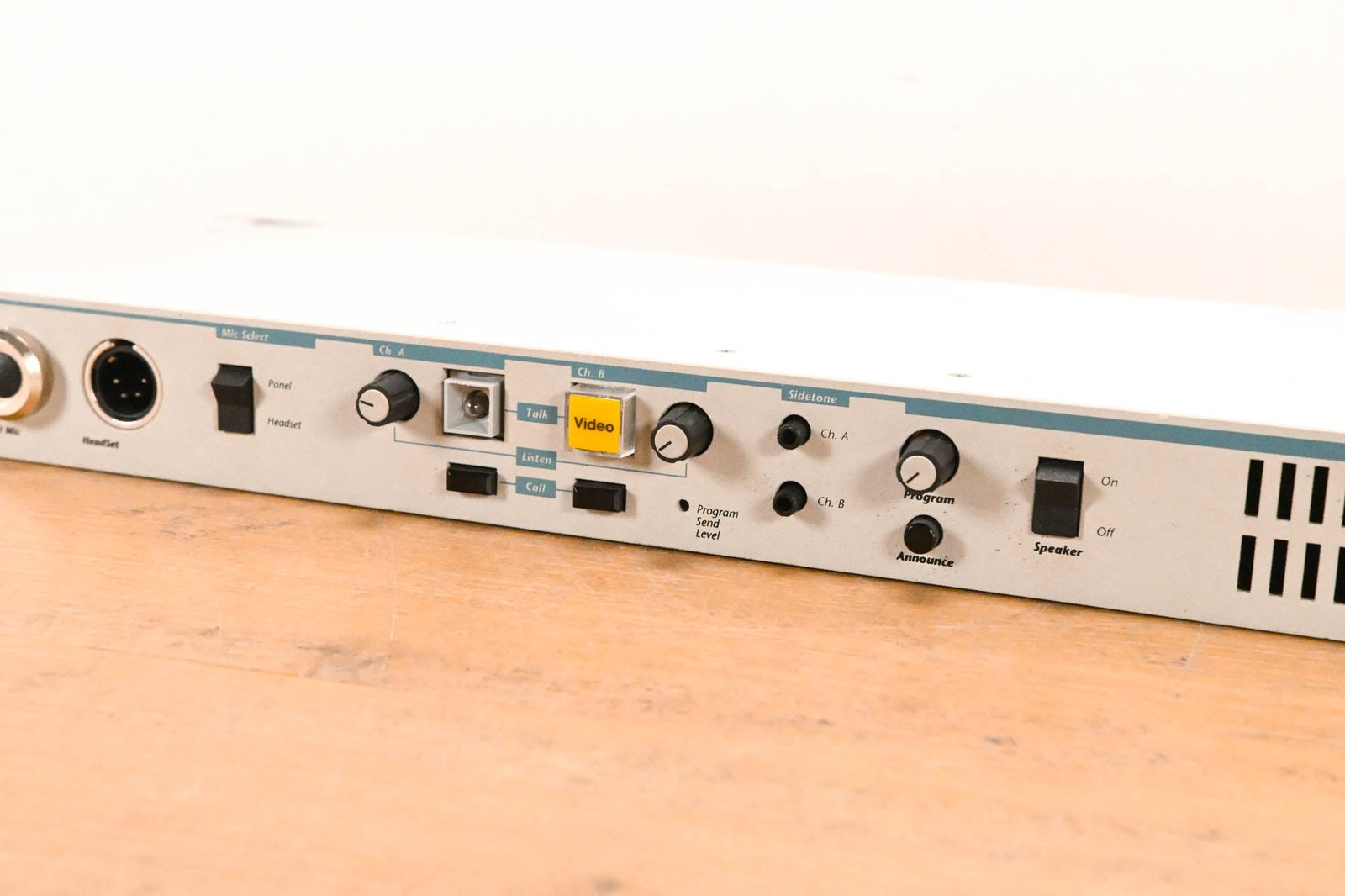 Clear-Com RM-220 2-Channel Remote Station CG01ZWT
