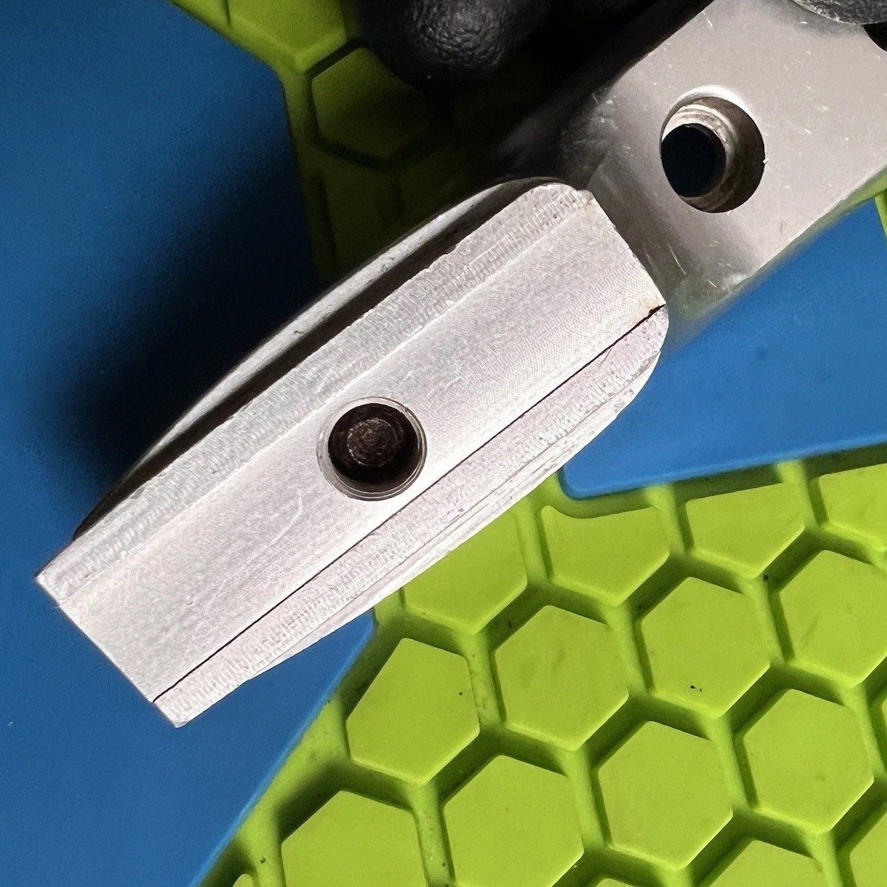DYE PAINTBALL DOVETAIL ASA DROP FORWARD RAIL + MOUNTING SCREWS - SILVER (READ)