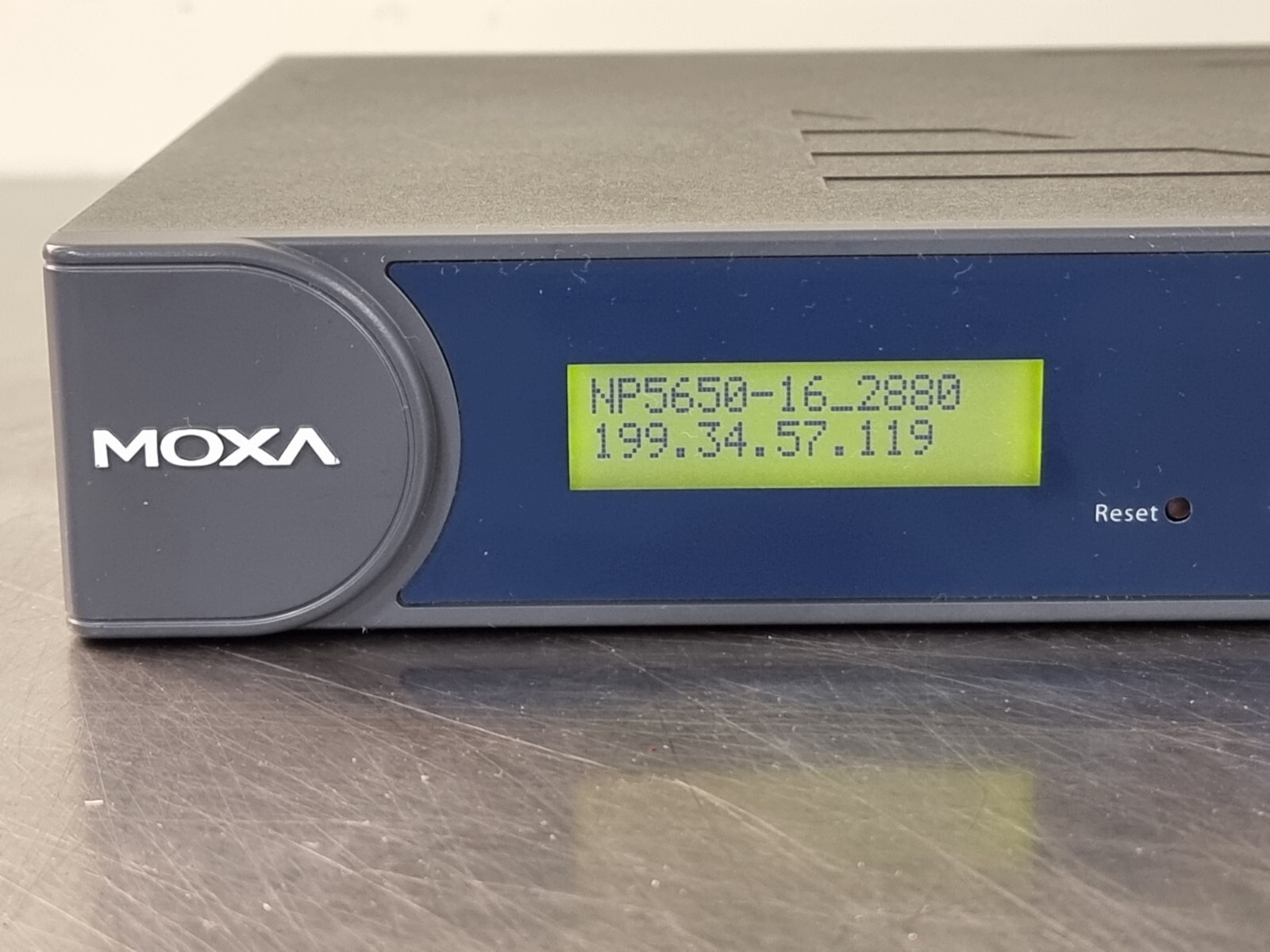 MOXA NPort 5650-16 / 16-PORT RS-232/422/485 DEVICE SERVER
