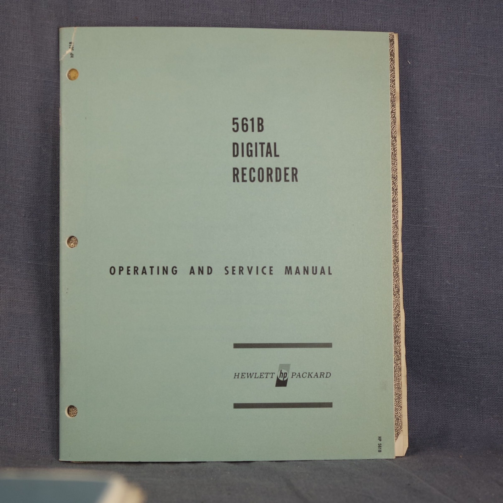 HP 561B Digital Recorder Operation and Service Guide Manual