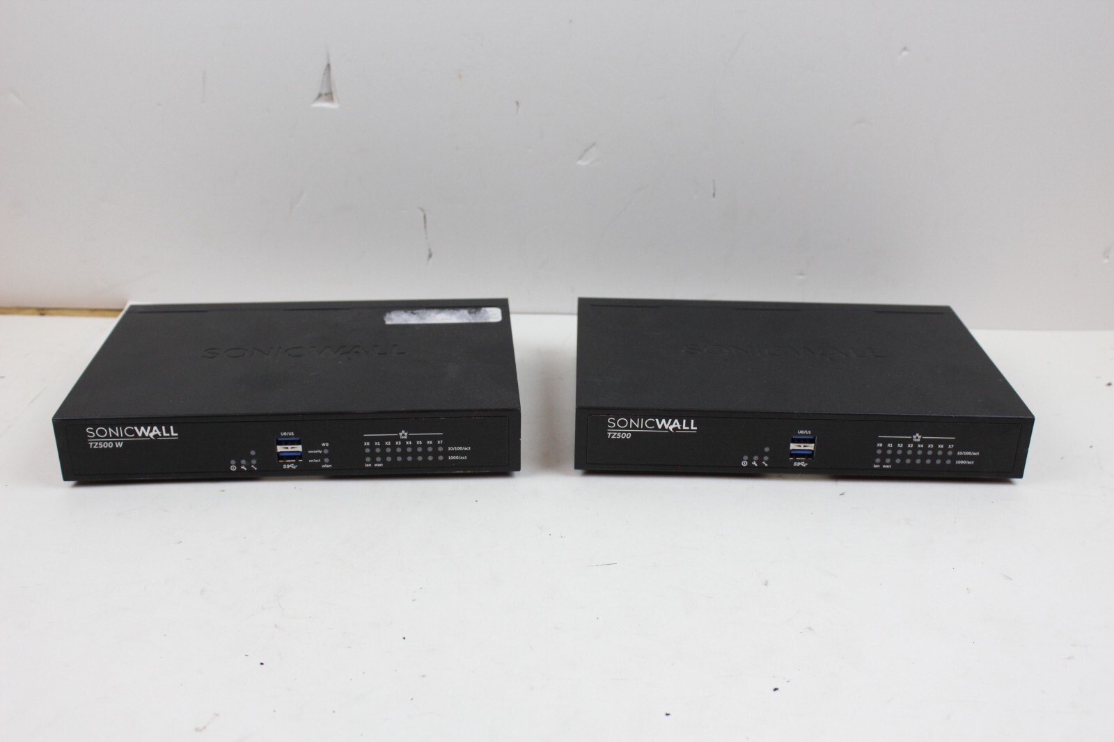 Lot of 2 SonicWALL TZ500 w Firewall NO POWER CABLES