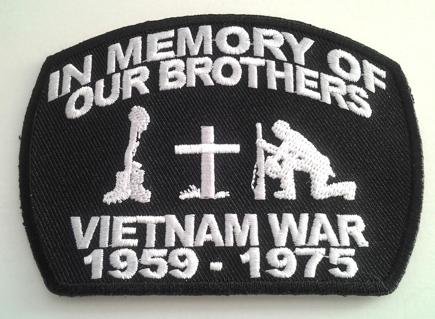 IN MEMORY OF OUR BROTHERS VIETNAM 1959-1975 Military Hero Patch P2708 E