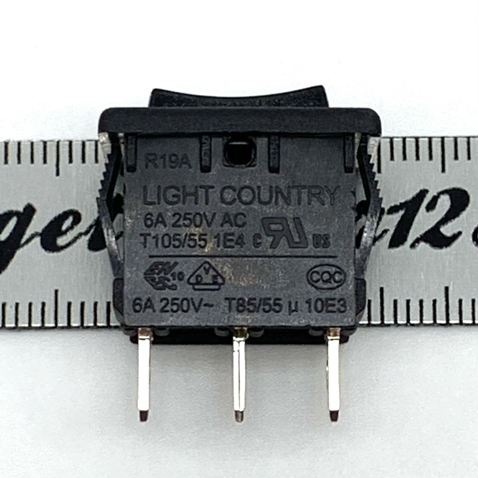 LIGHT COUNTRY R19A Double Side Self-Reset Switch 3 Pins 3 Position 6A 125/250VAC