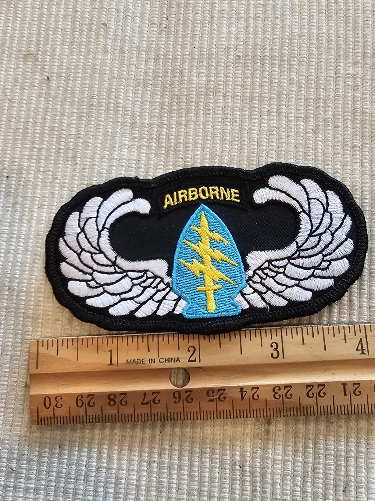 1970s 1980s US Army Vietnam Special Forces Cap Badge Patch L@@K!!! .