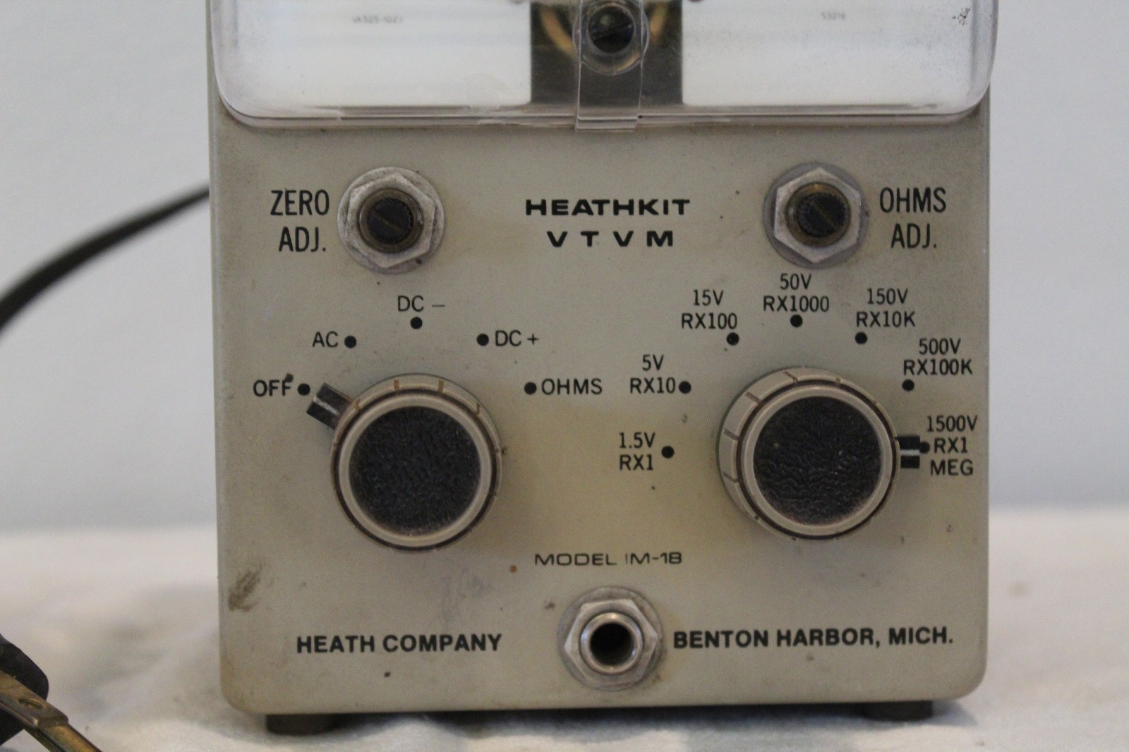 Heathkit Model IM-18 VTVM Vacuum Tube Voltmeter