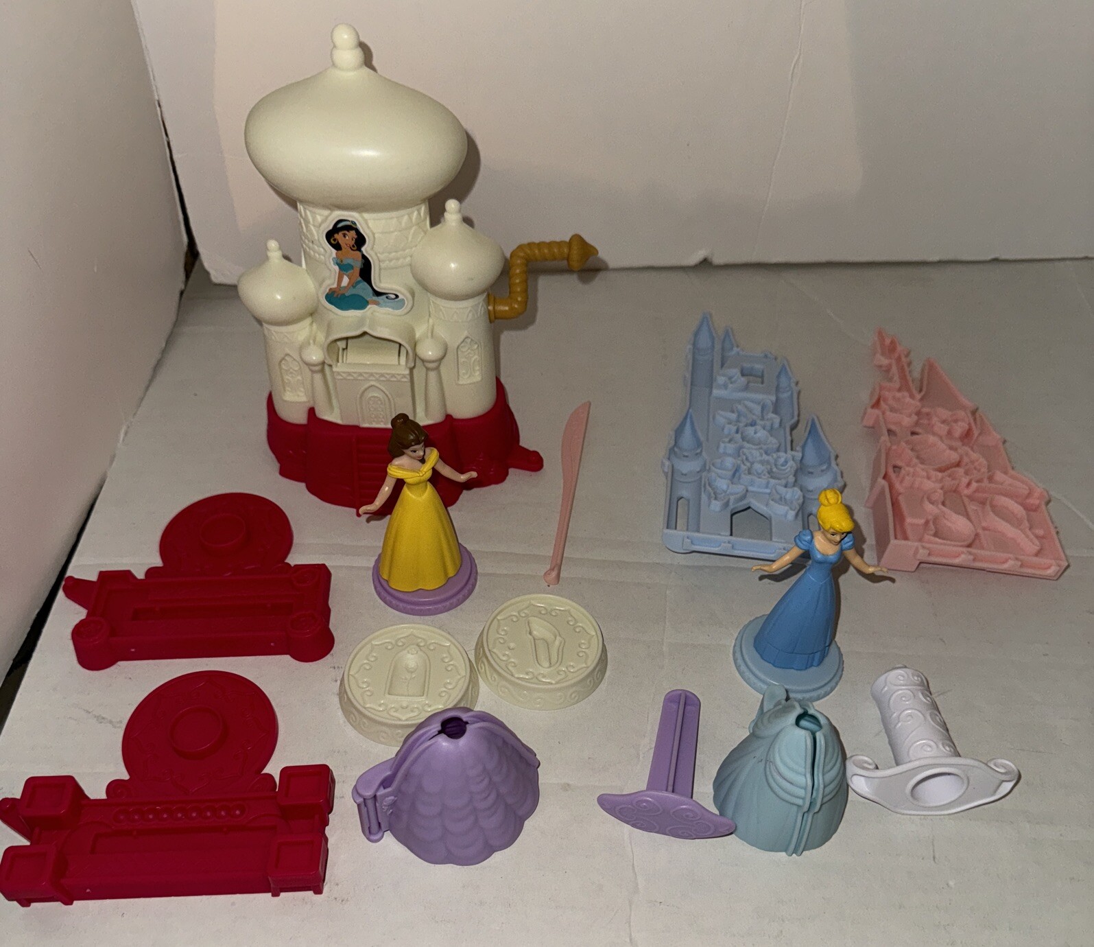 Disney Princess Play-Doh Stampers Press Mold Cinderella Belle Aladdin Carpet