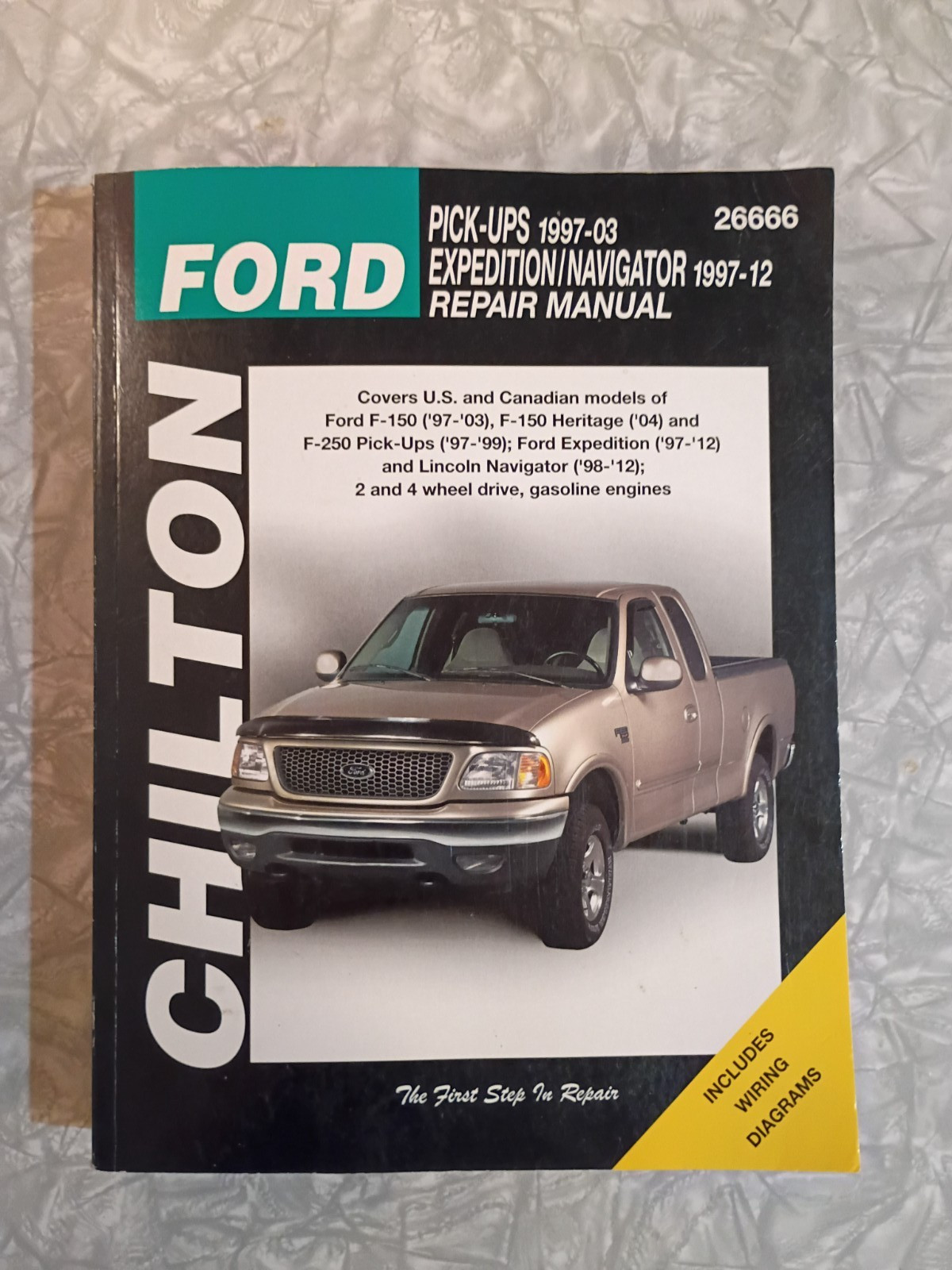 Chilton's Repair Manual Ford Pick-Ups 97-03 Expedition / Navigator 97-12 26666