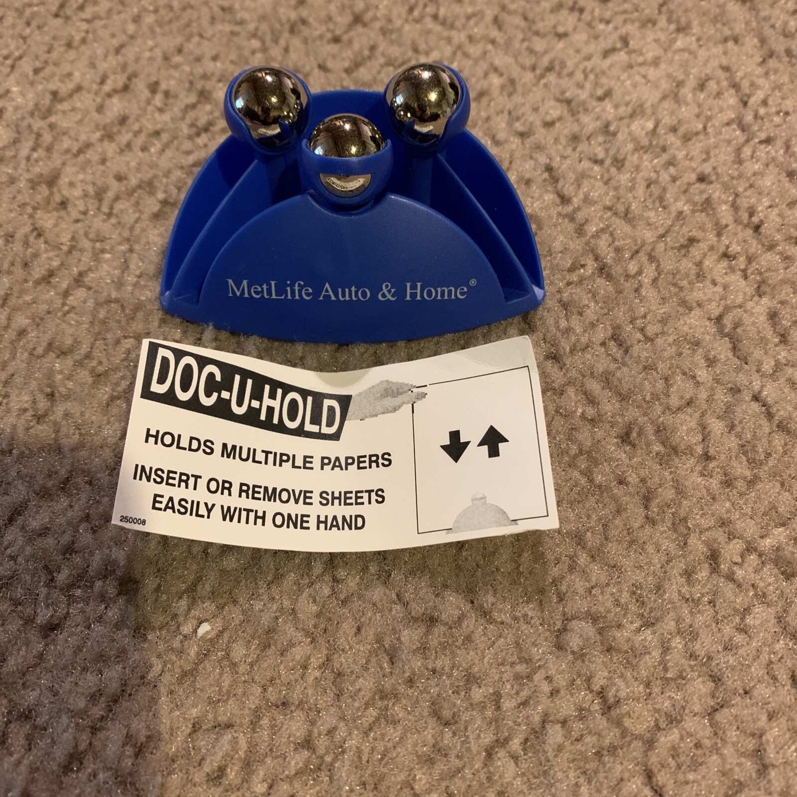 MetLife Auto & Home Doc-u-hold