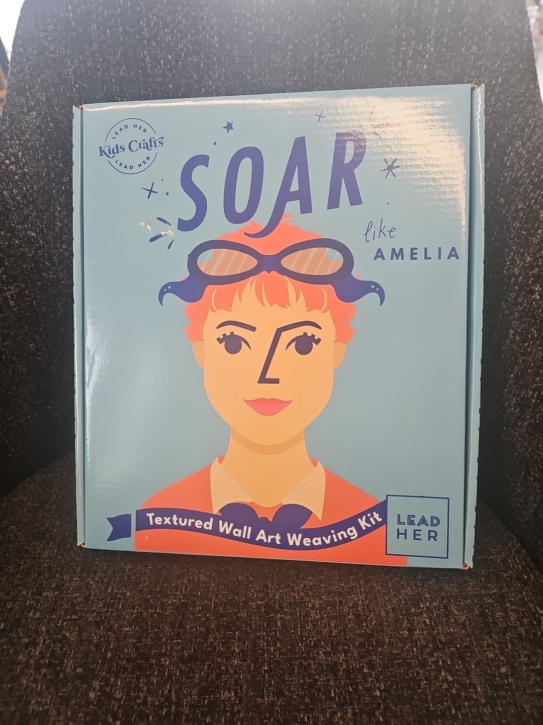 NIB Lead Her Kids Crafts Soar Like Amelia Earhart Textured Wall Art Weaving Kit