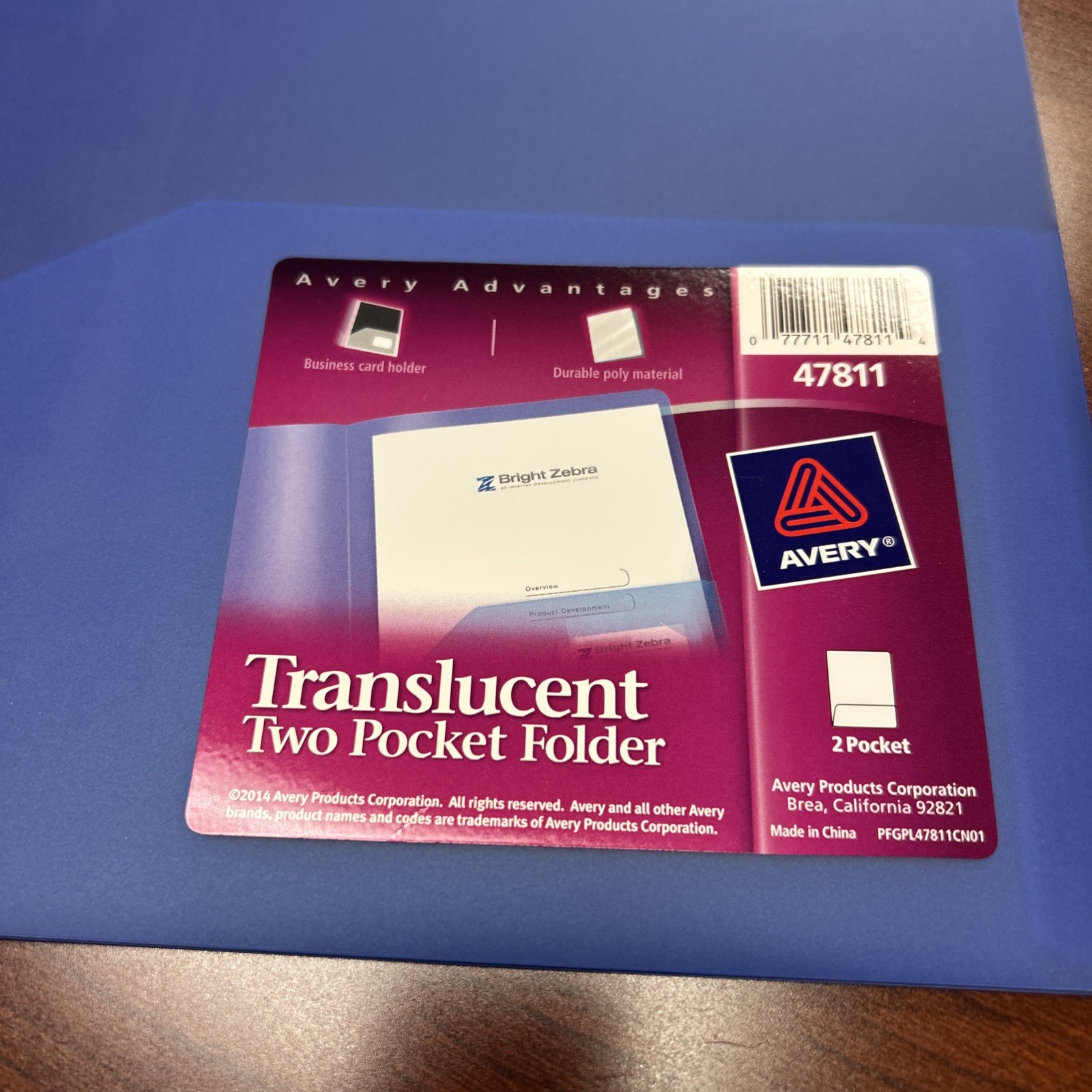 Translucent Two Pocket Folder Blue Polypropylene 8.5x11in Avery 47811