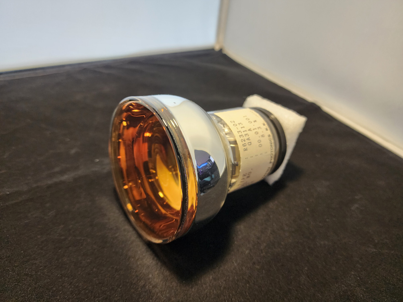 Hamamatsu R6233-02 Photomultiplier tube 76mm