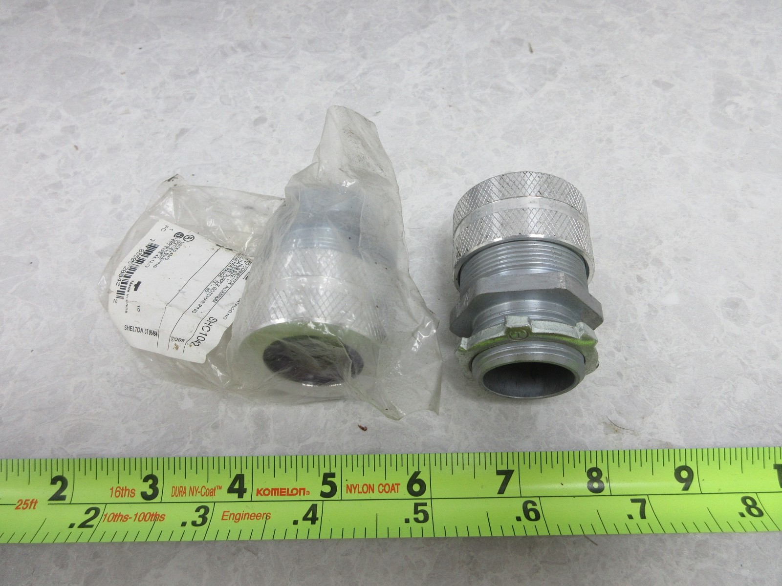 LOT OF 2 HUBBELL SCH1042 CORD CONNECTOR, IA0177