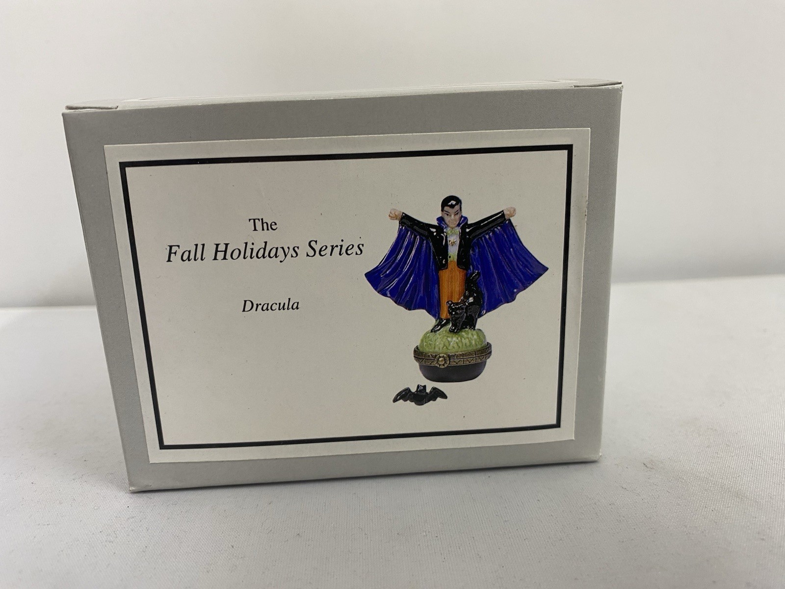 Dracula Vampire  PHB Porcelain Hinged Box  Midwest Cannon Falls