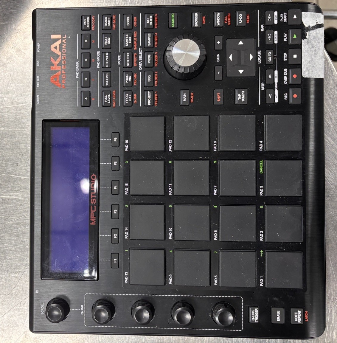 AKAI MPC STUDIO BLACK 2010