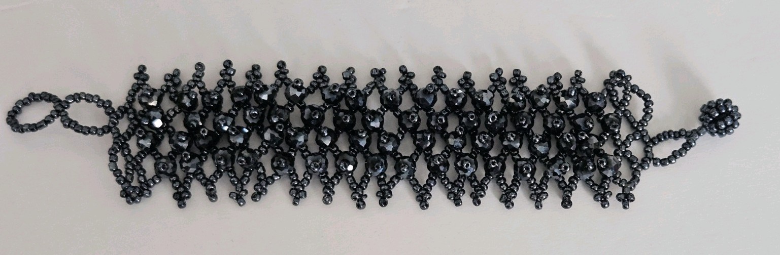 Vintage Dark Gray Seed Bead Artisan Glass BRACELET Adjustable