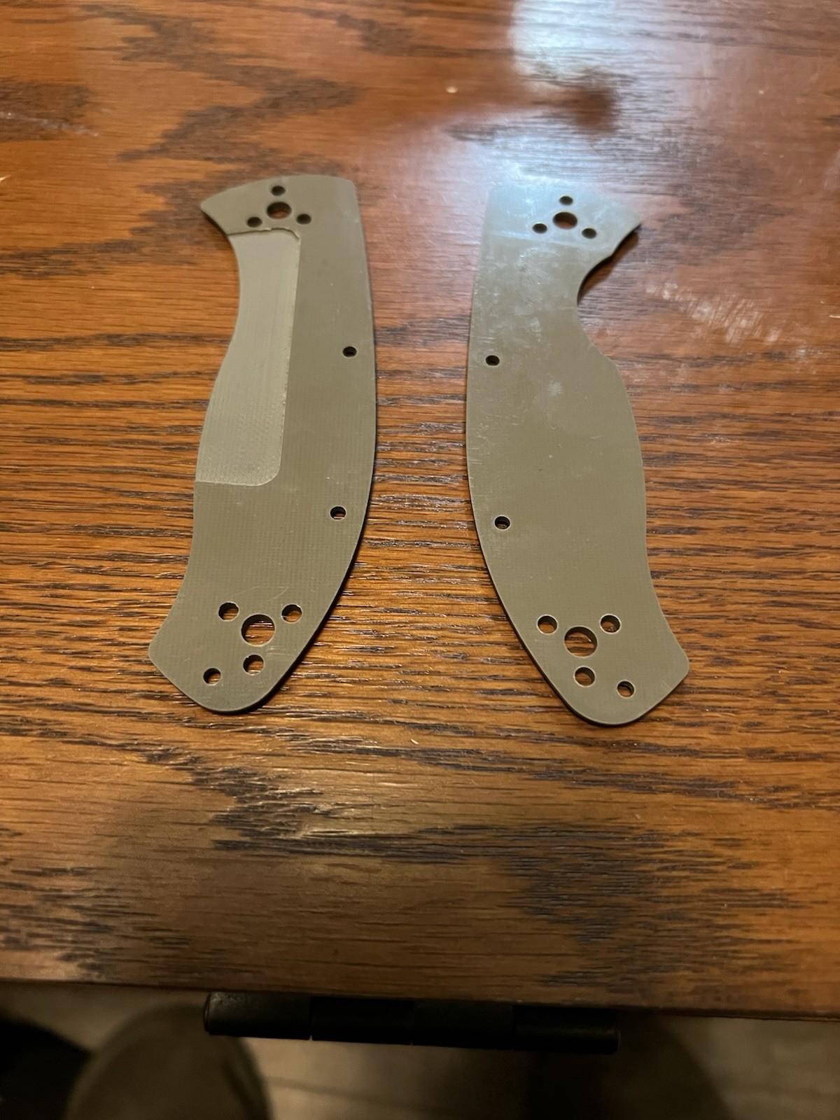 Spyderco Tenacious Stock OEM Scales G-10 Brown New Take Off From C122GBNM4PS