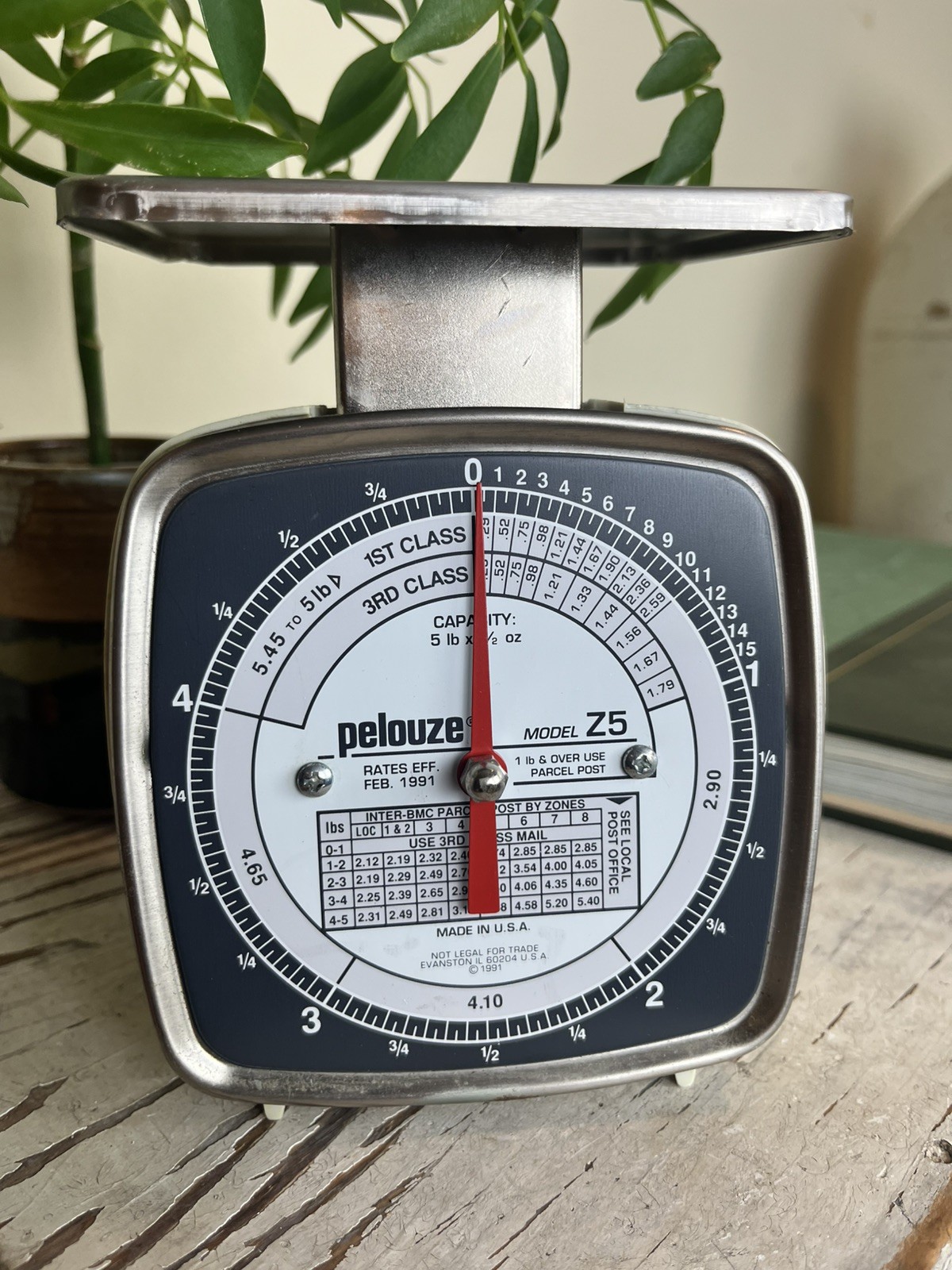 Vintage 1991 Pelouze Z5 Postal Scale 5 Lbs Mechanical Scale / Retro / Industrial