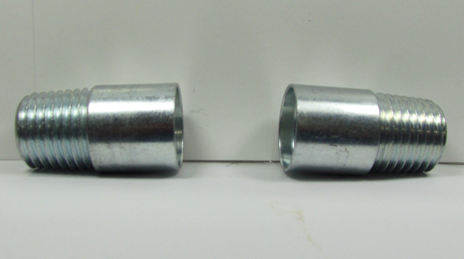 2 pc - Extension Pole Ultimate Adapter - USA Threads to Euro Threads Adapter z