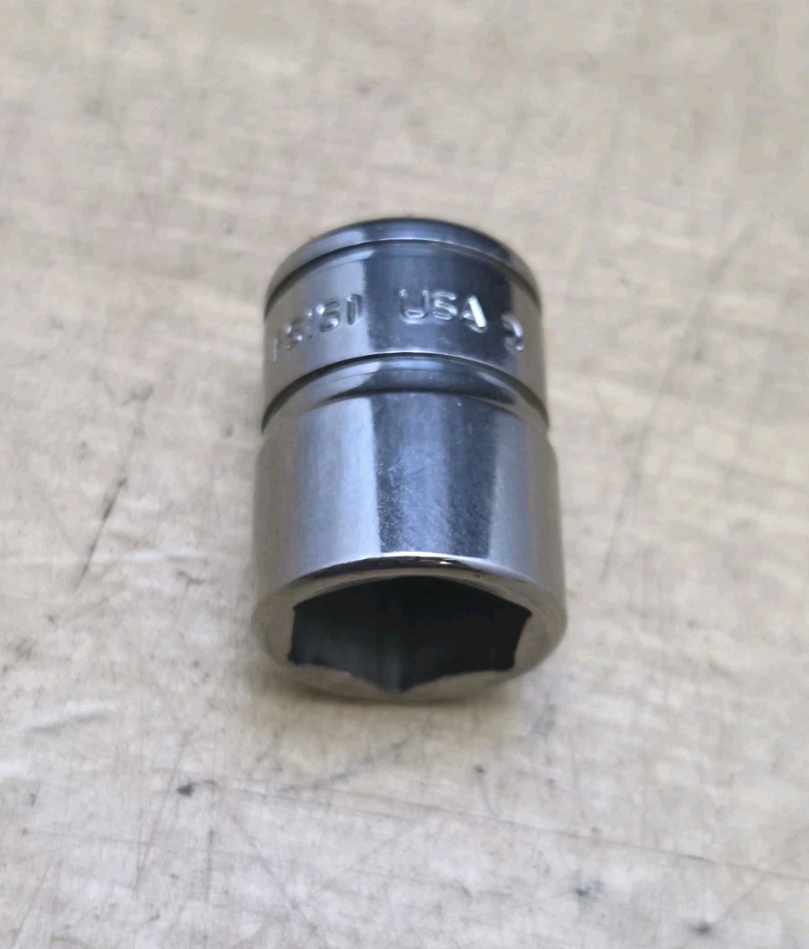 New Snap On FS161 - 3/8" Drive 1/2" Shallow 6 Pt Chrome Socket