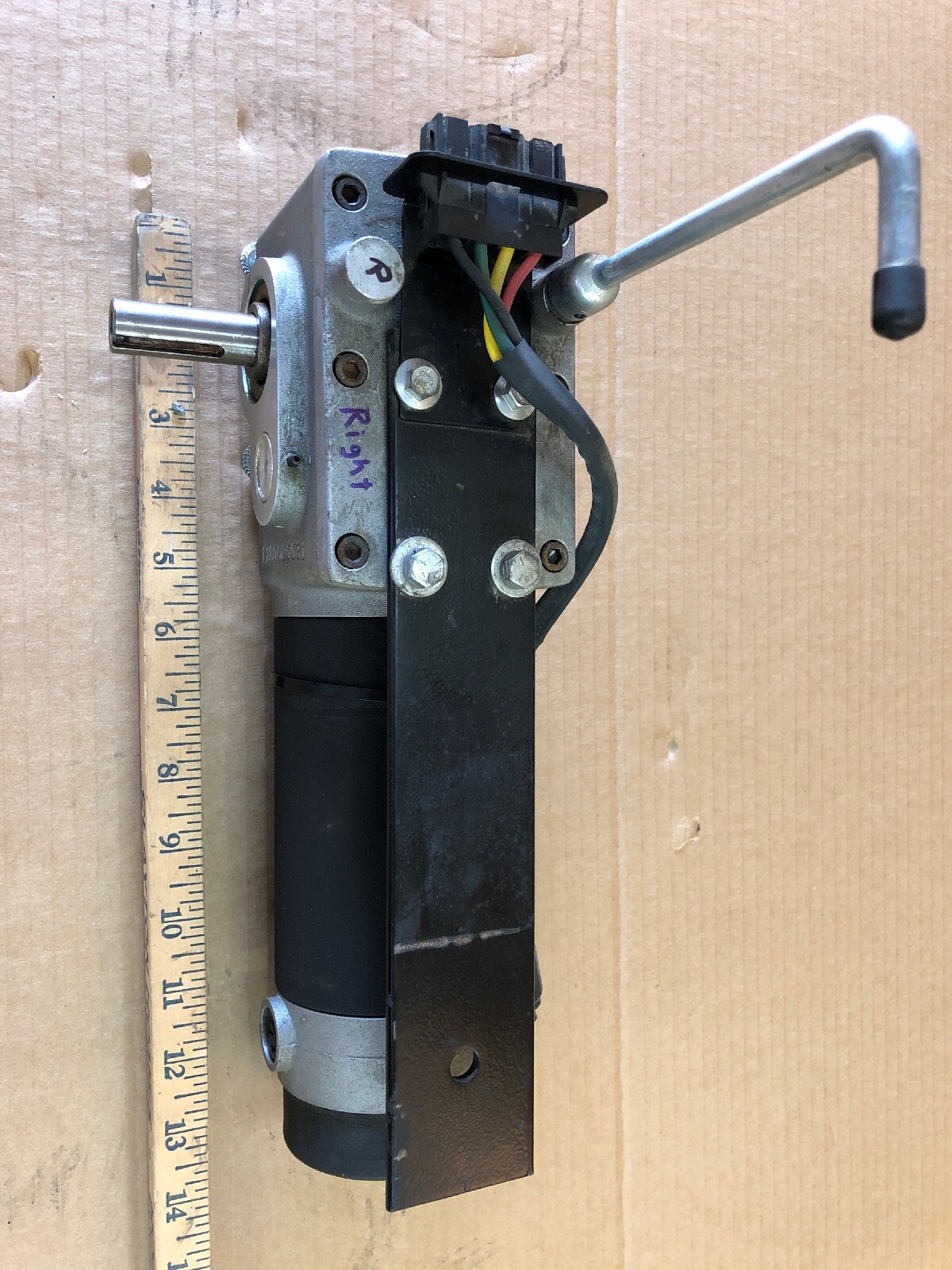 34518900 Rascal Motor E675 Right Side