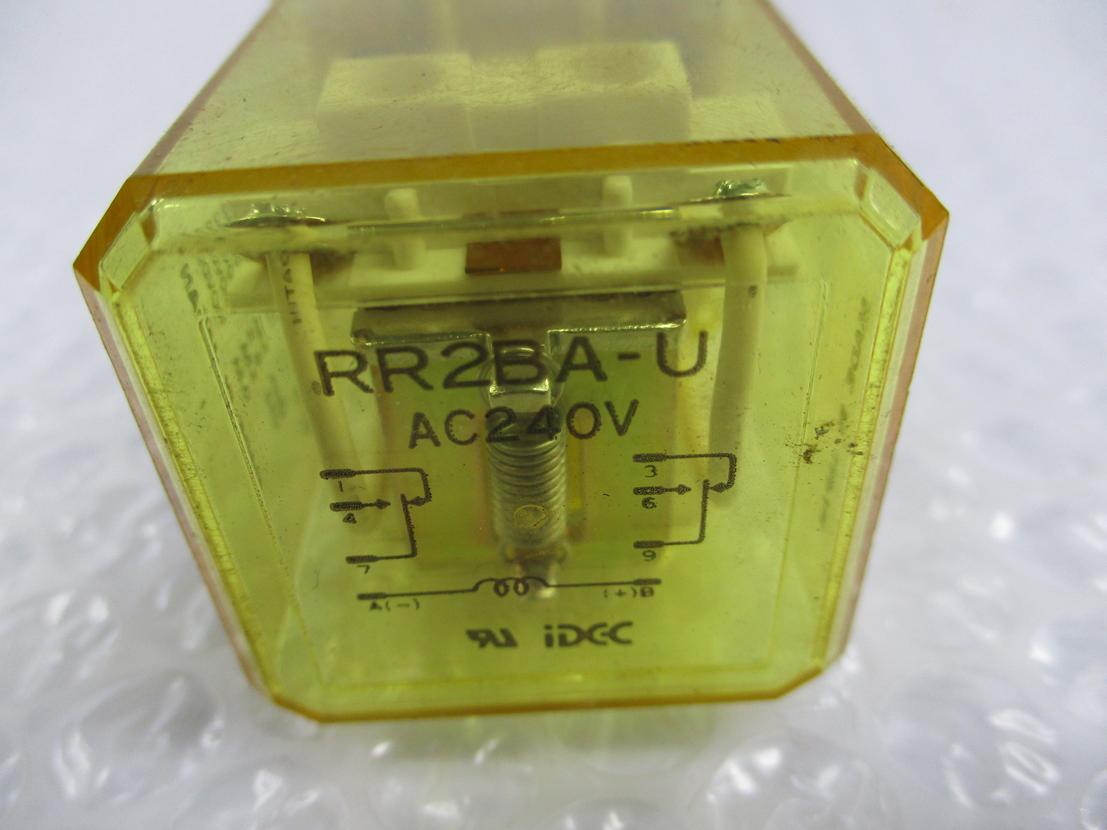IDEC RR2BA-U RELAY 240V NSNP
