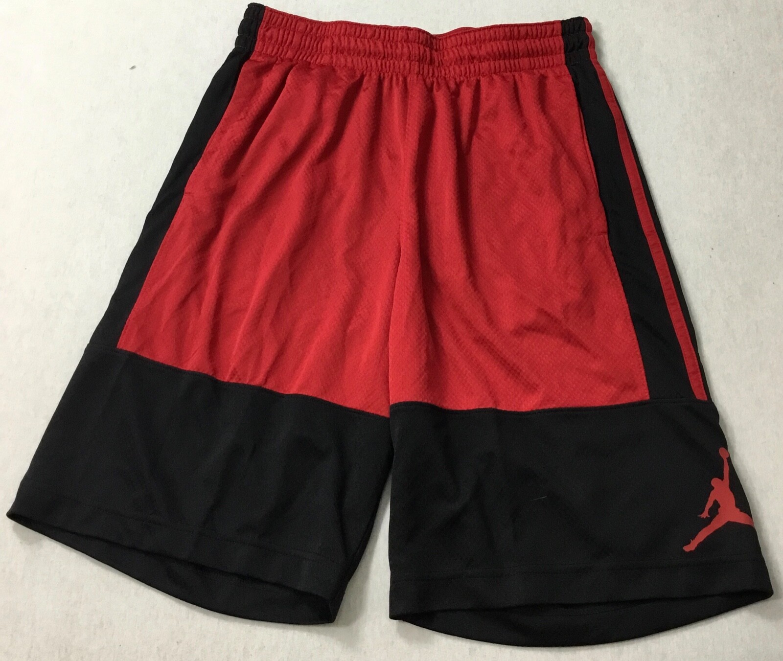 Nike Men’s 10” Jordan Basketball Shorts AR2833 Black Red 010 Size S