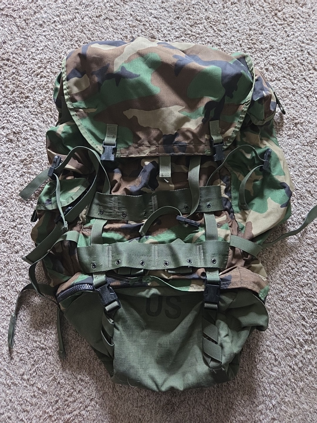 Woodland Camouflage Combat Field Pack Large with Internal Frame USGI SDS (W3)