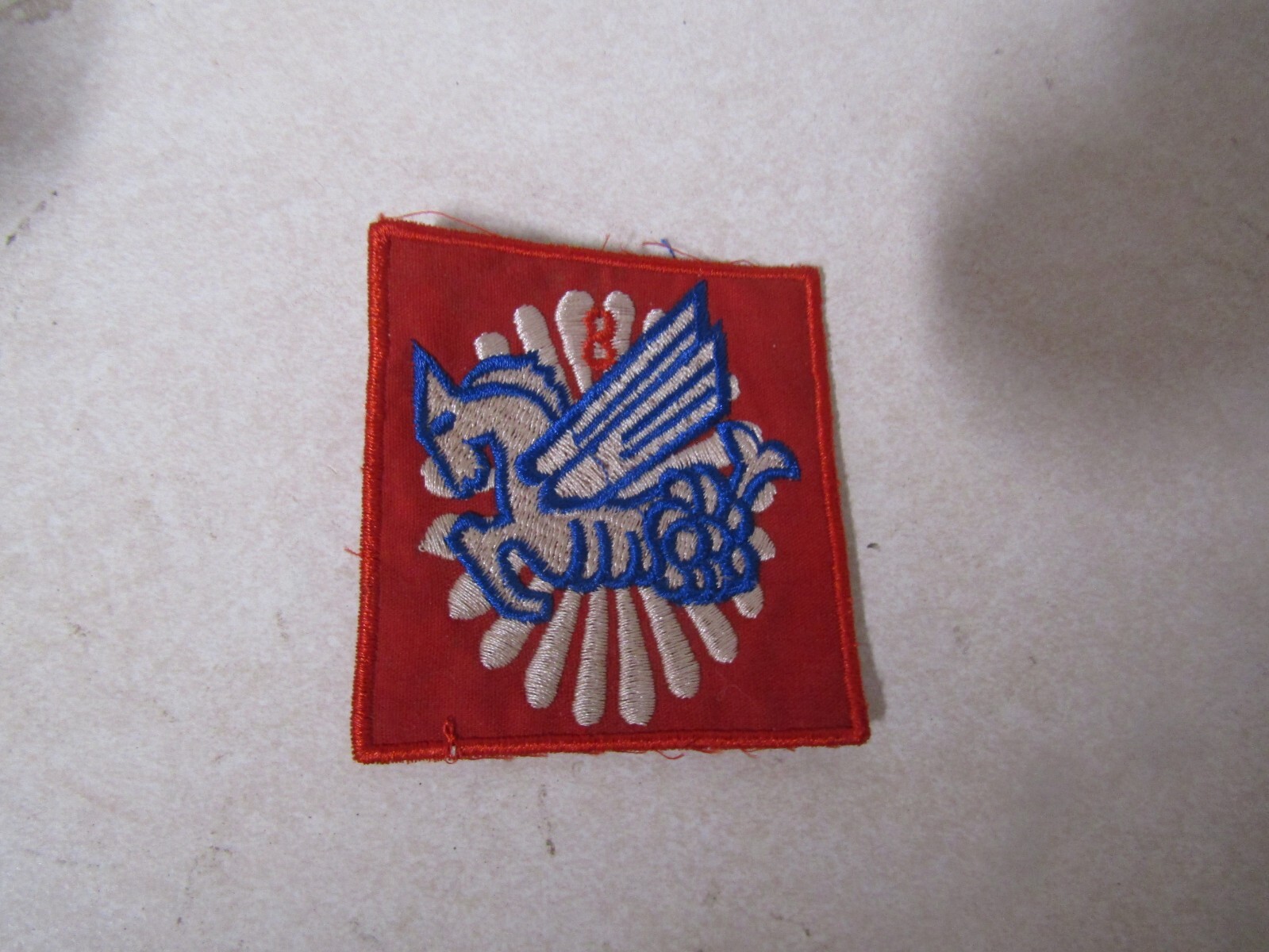 MILITARY PATCH SEW ON OLD VIETNAM ERA UNSURE ARVN AIRBORNE DIVISION 8