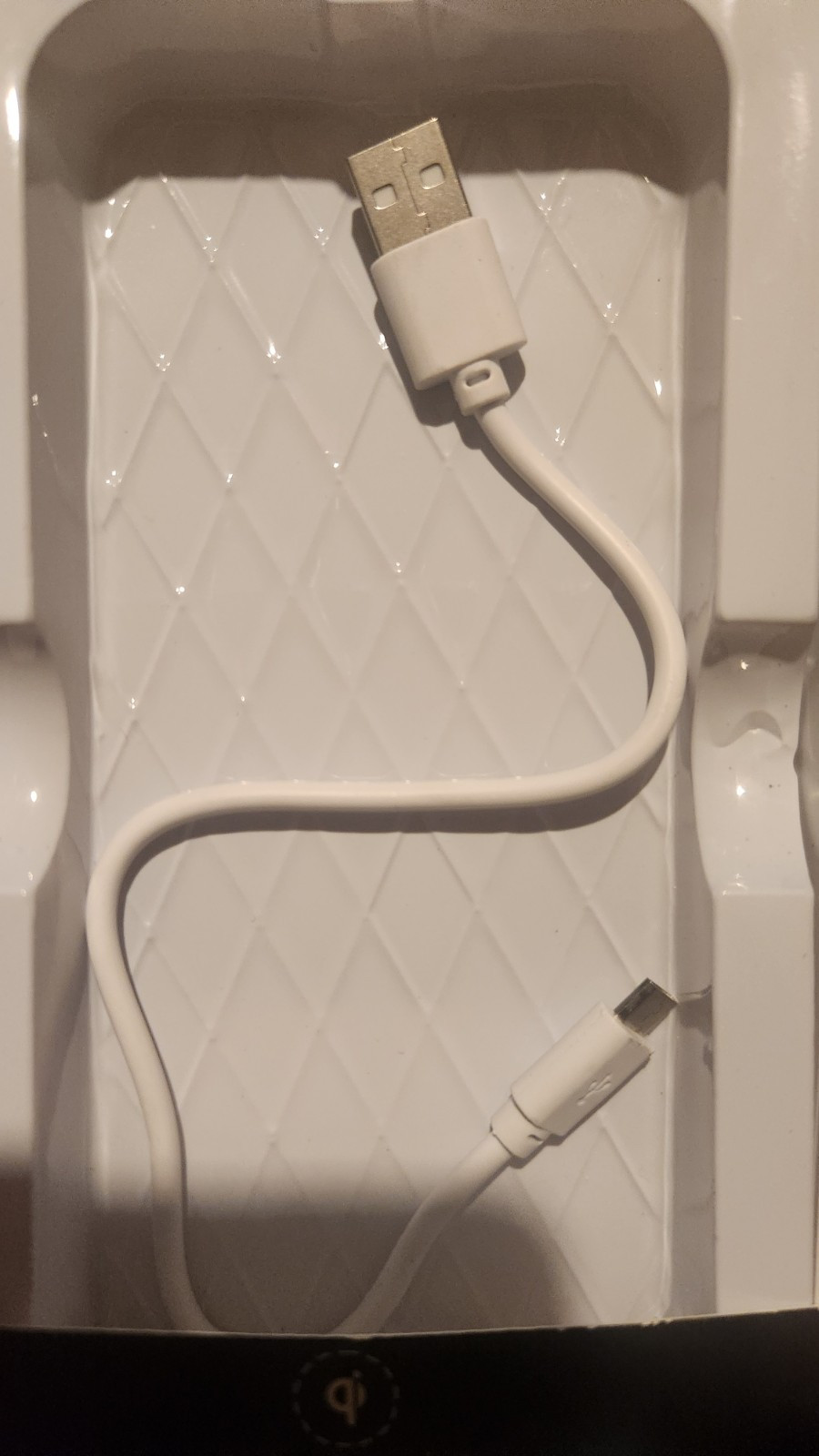 wireless 10000mah power bank charger With Multiple Plug-ins