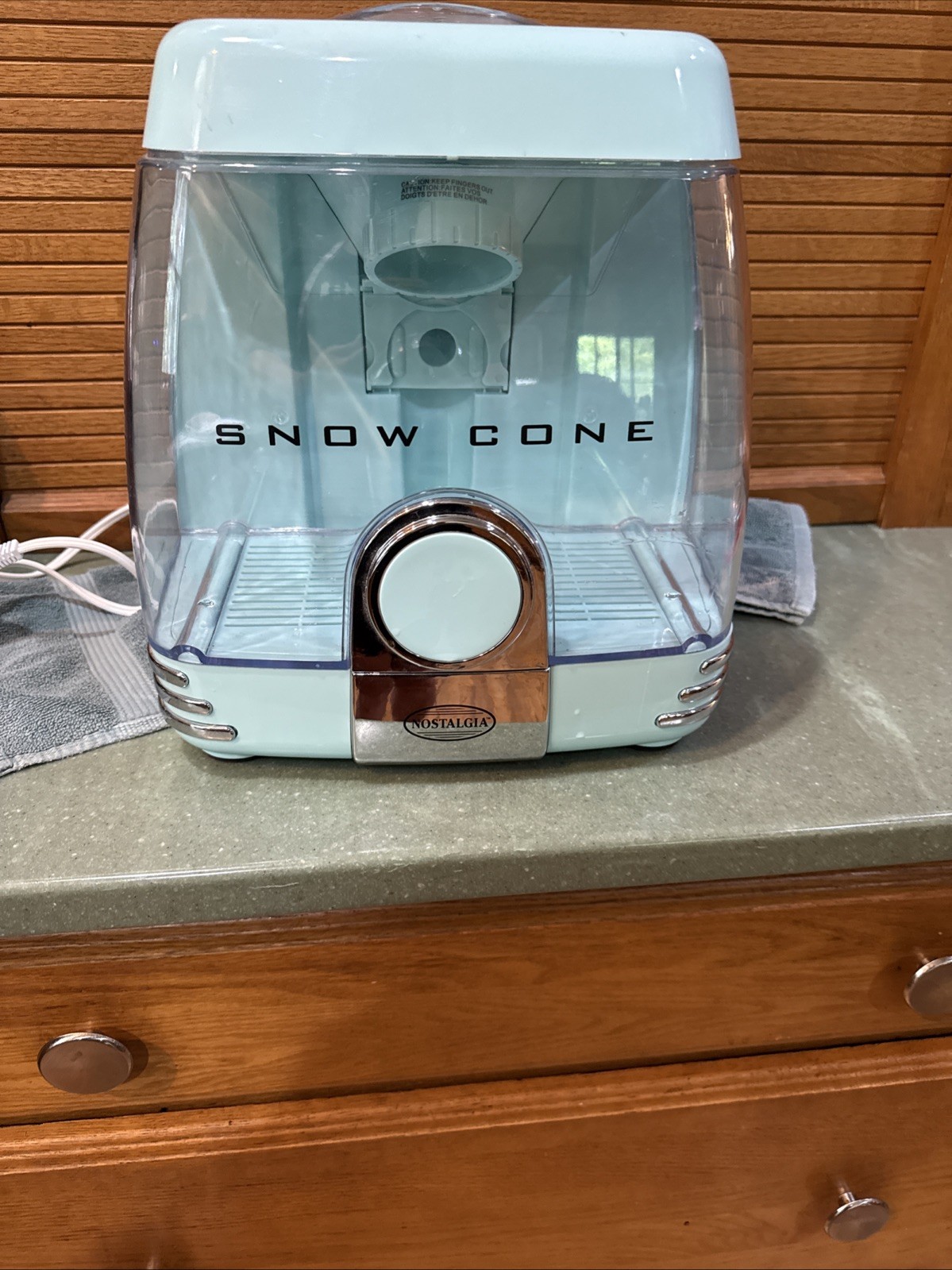 Nostalgia SC7SQ Snow Cone Party Station Aqua