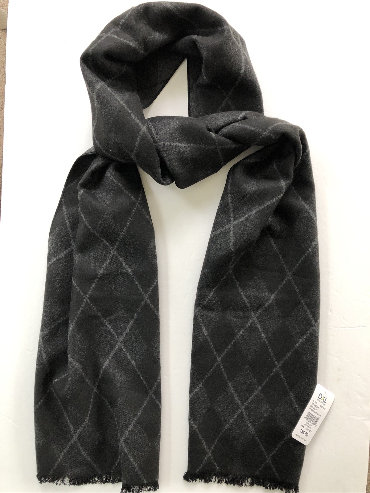 DXL Mens Black +Gray Argyle Design Scarf NWT (one size) (76” X 12”)